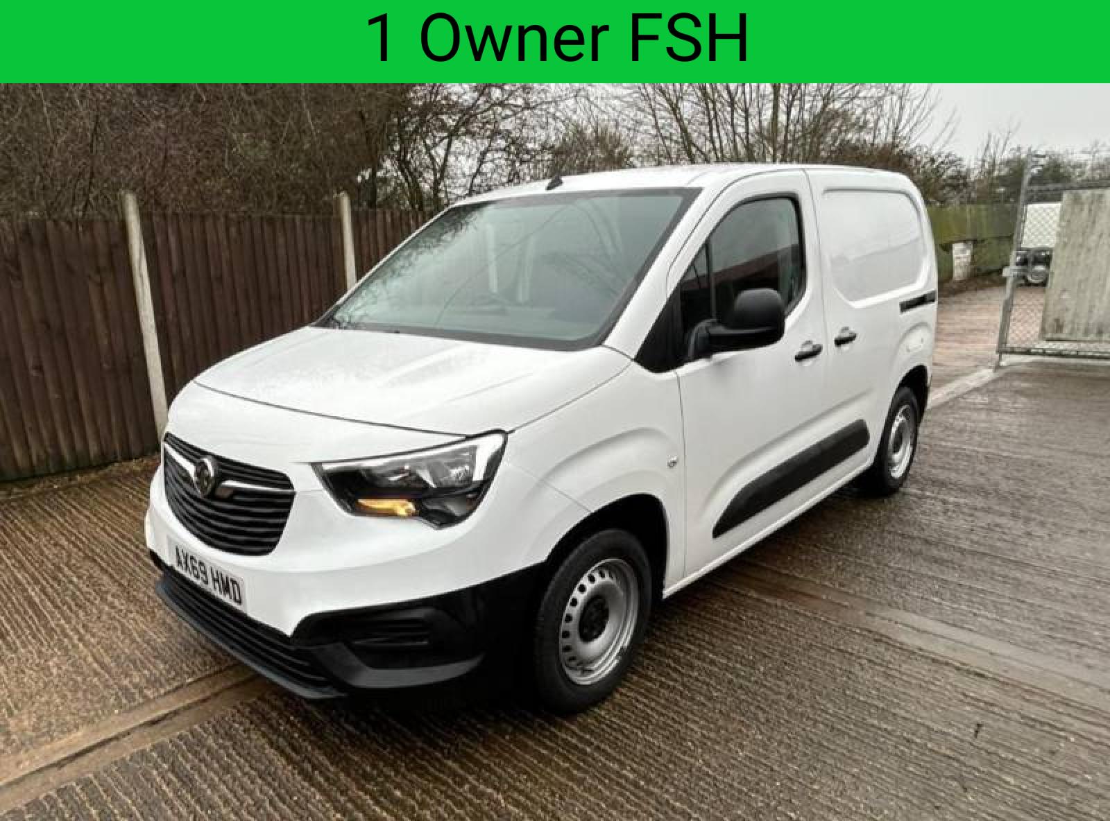 Vauxhall Combo 1.5 Turbo D 2000 Edition Panel Van 4dr Diesel Manual L1 H1 Euro 6 (s/s) (75 ps)