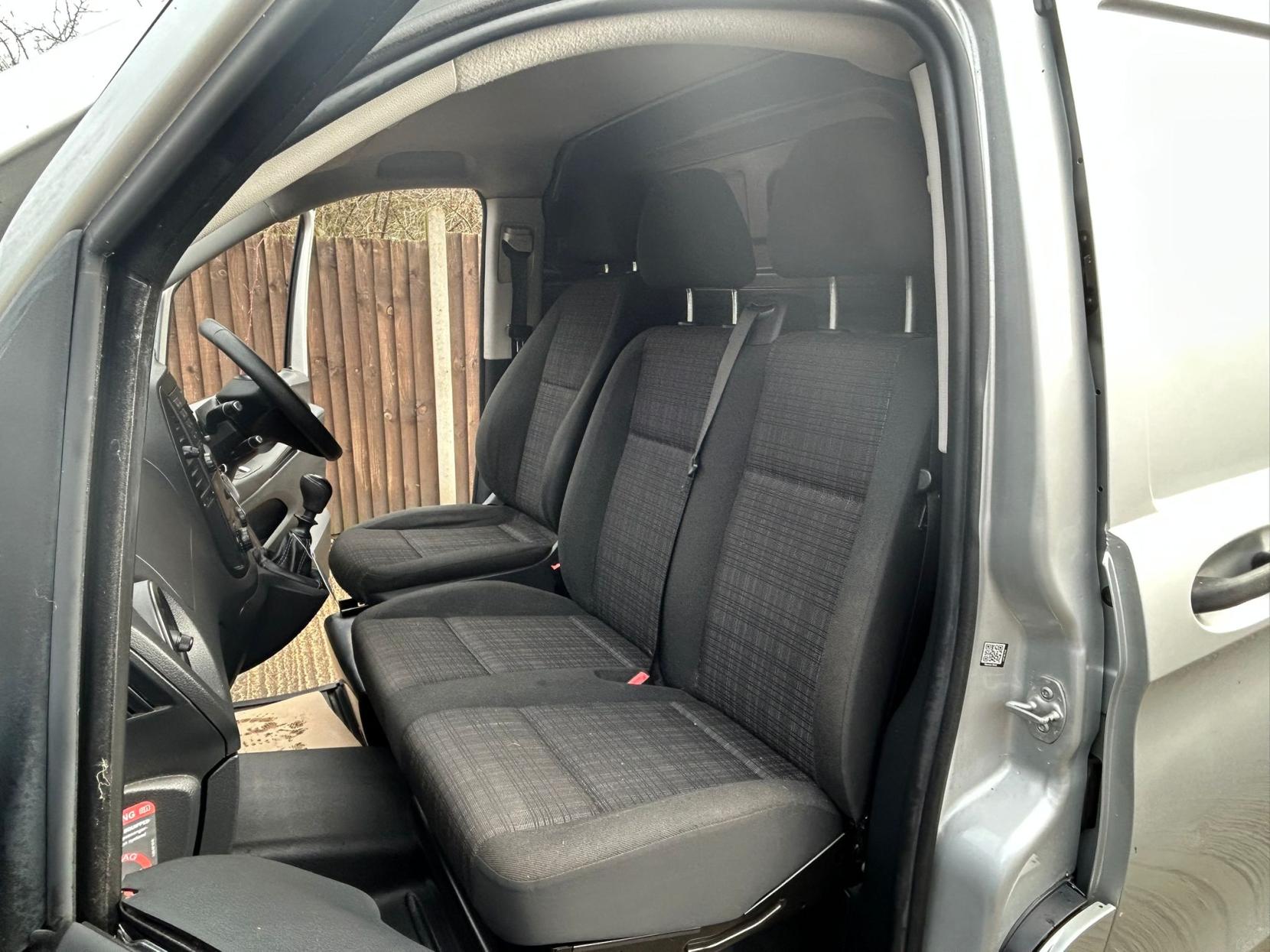 Mercedes-Benz Vito 2.1 114 CDI BlueTEC Panel Van 6dr Diesel Manual RWD L2 Euro 6 (136 ps)