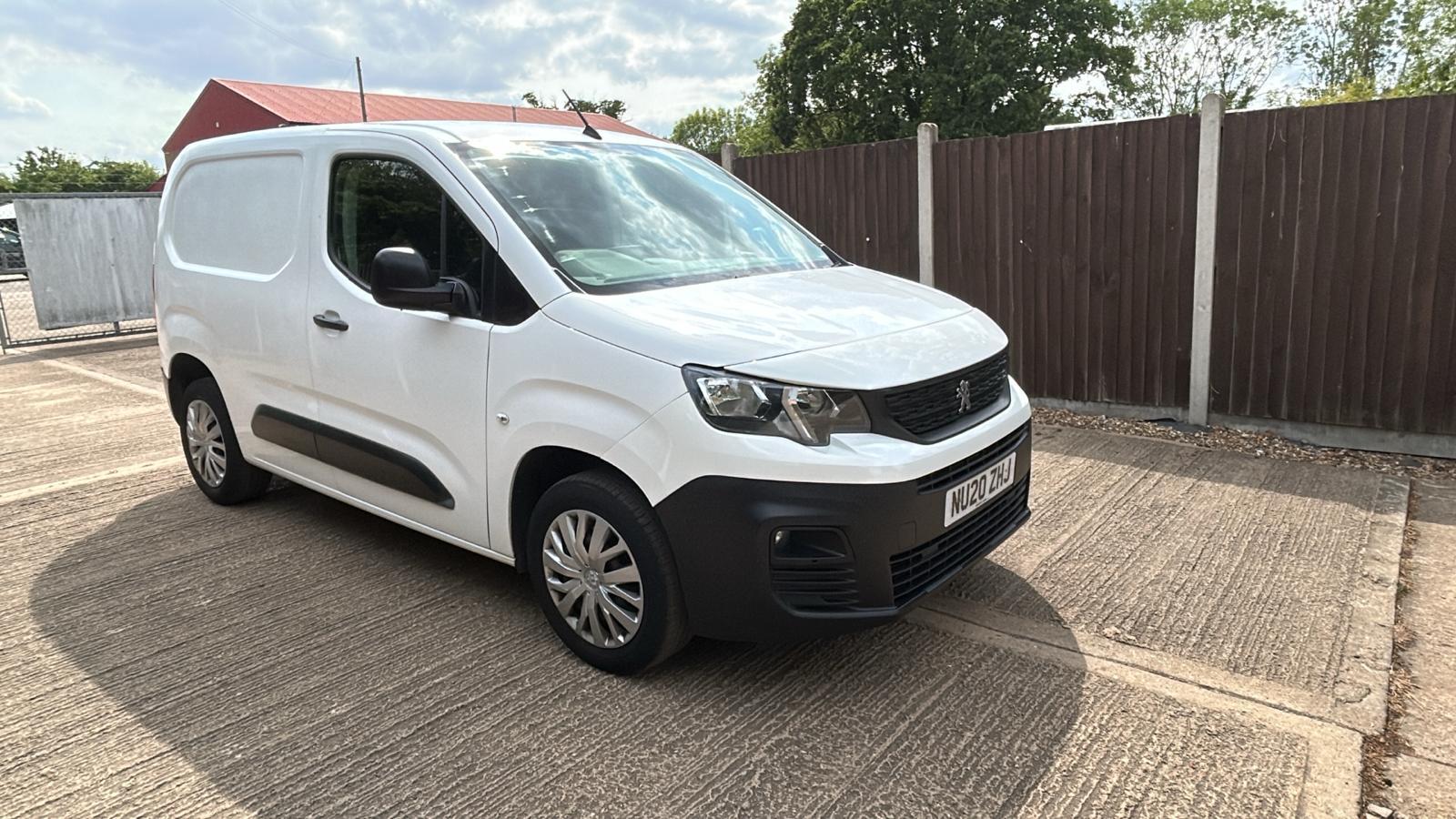Peugeot Partner 1.5 BlueHDi 1000 Professional Standard Panel Van 5dr Diesel Manual SWB Euro 6 (s/s) (100 bhp)