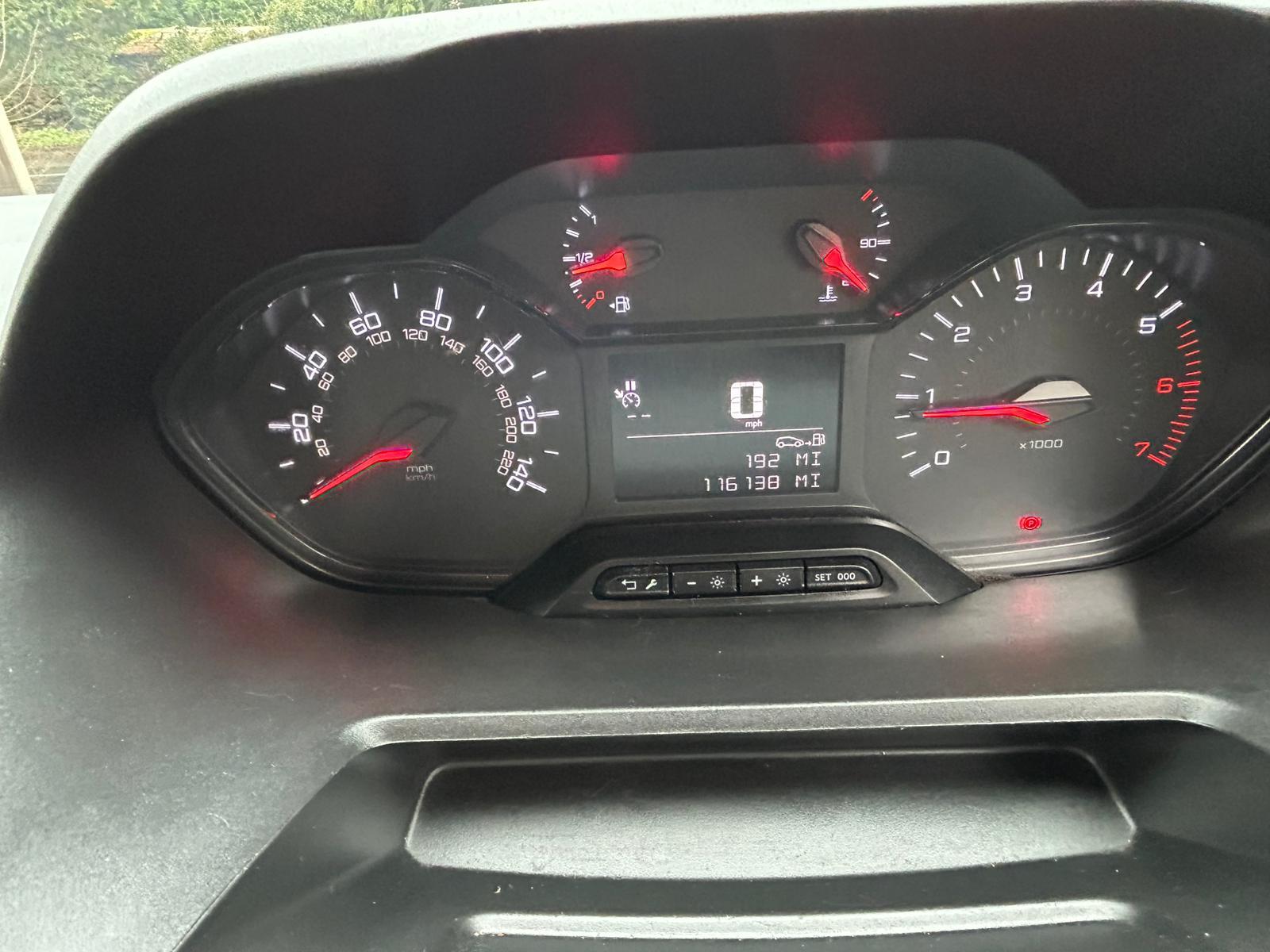 Peugeot Partner 1.5 BlueHDi 1000 Professional Standard Panel Van 5dr Diesel Manual SWB Euro 6 (s/s) (100 bhp)