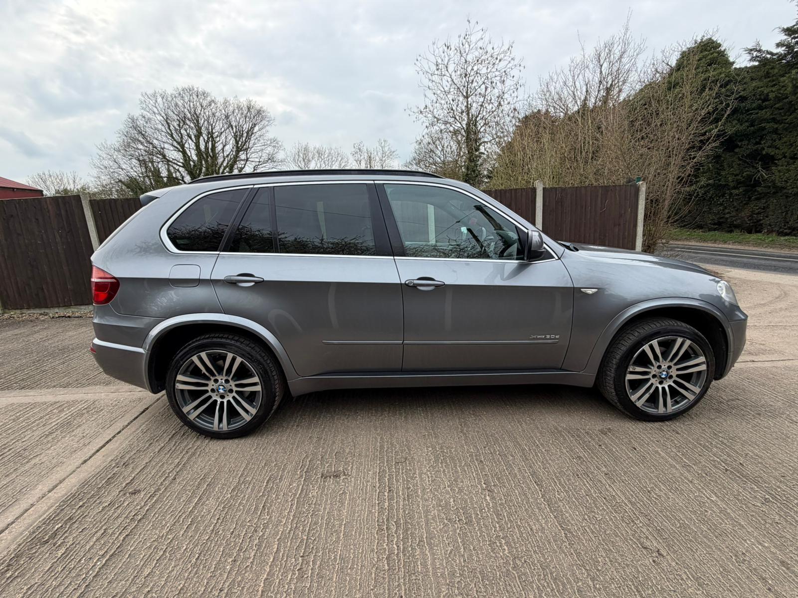 BMW X5 3.0 30d M Sport SUV 5dr Diesel Steptronic xDrive Euro 5 (245 ps)