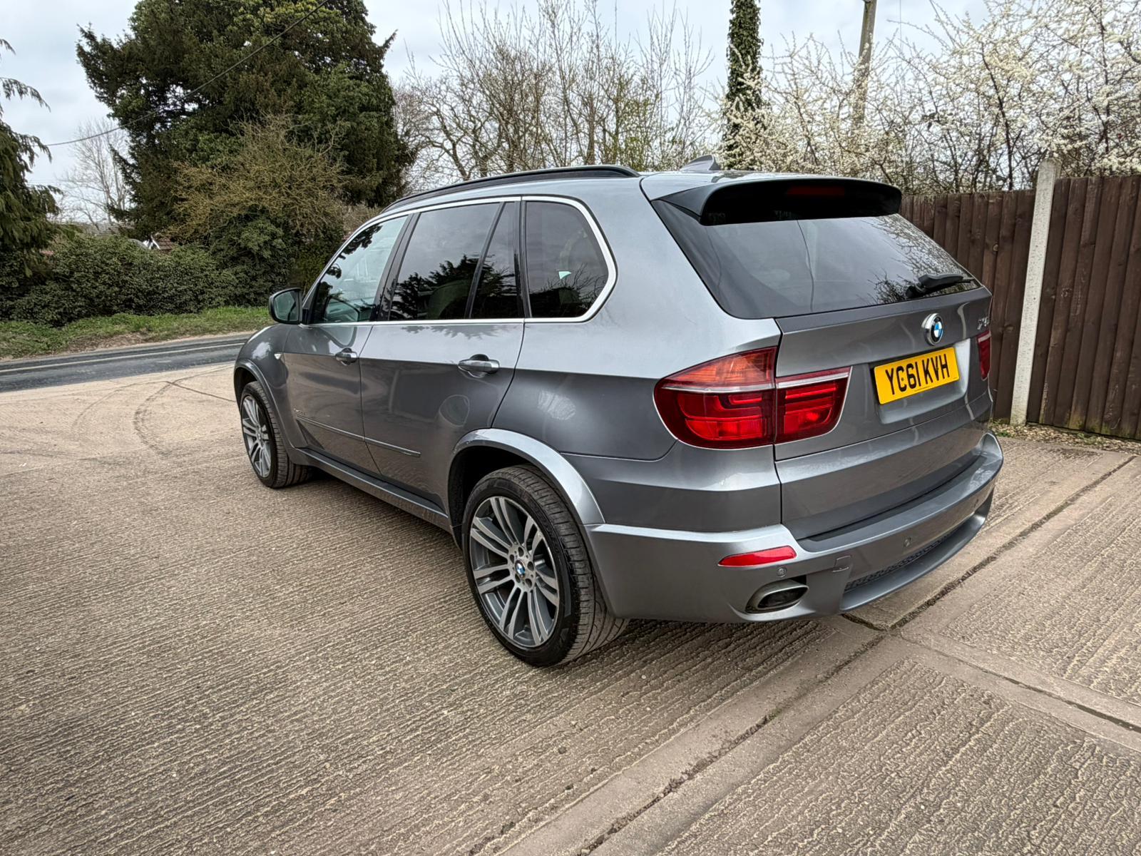 BMW X5 3.0 30d M Sport SUV 5dr Diesel Steptronic xDrive Euro 5 (245 ps)