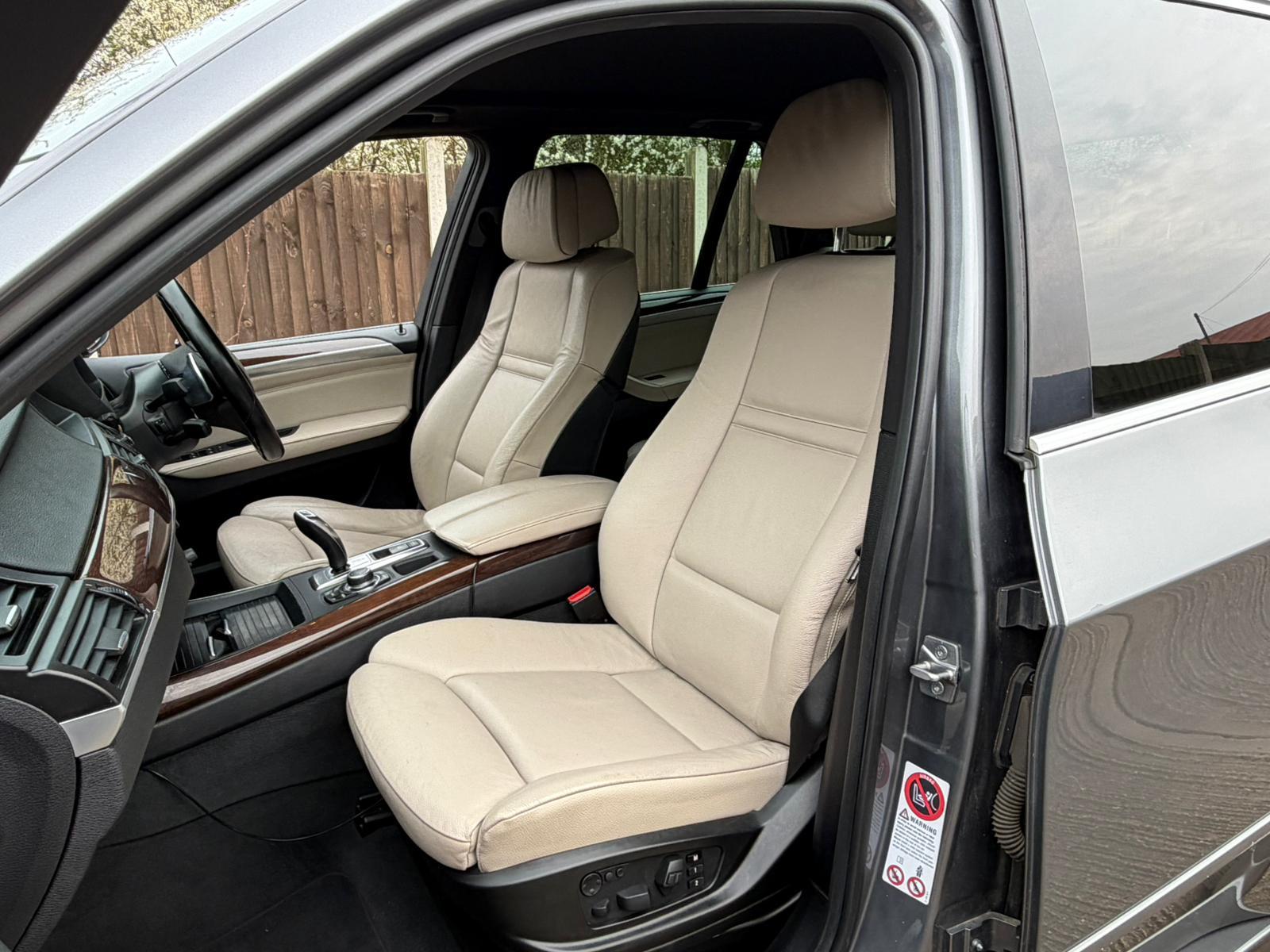 BMW X5 3.0 30d M Sport SUV 5dr Diesel Steptronic xDrive Euro 5 (245 ps)