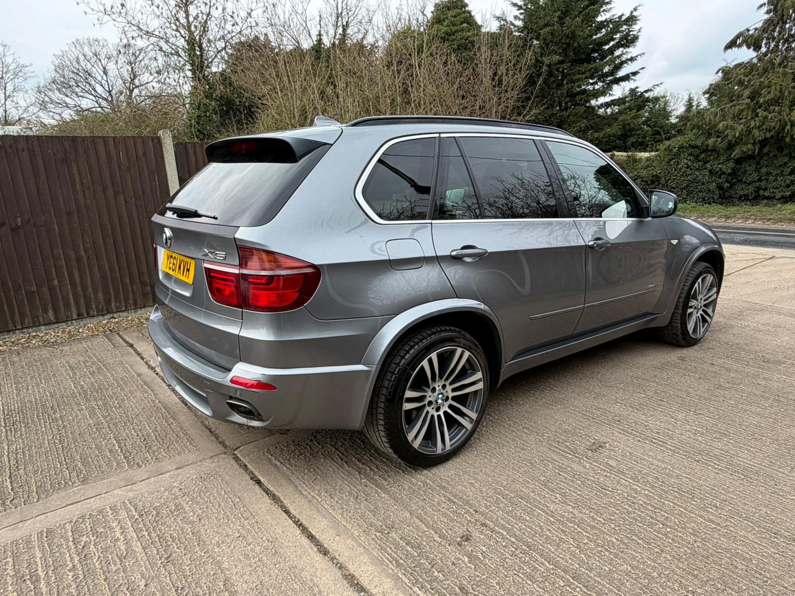 BMW X5 3.0 30d M Sport SUV 5dr Diesel Steptronic xDrive Euro 5 (245 ps)