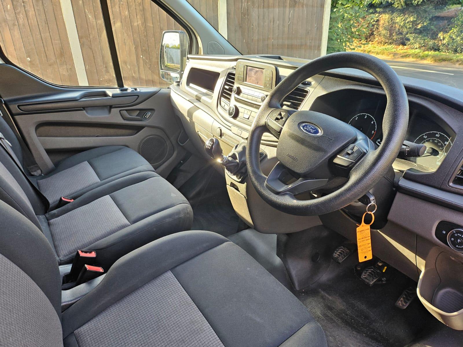 Ford Transit Custom 2.0 300 EcoBlue Leader Panel Van 5dr Diesel Manual L1 H1 Euro 6 (s/s) (105 ps)