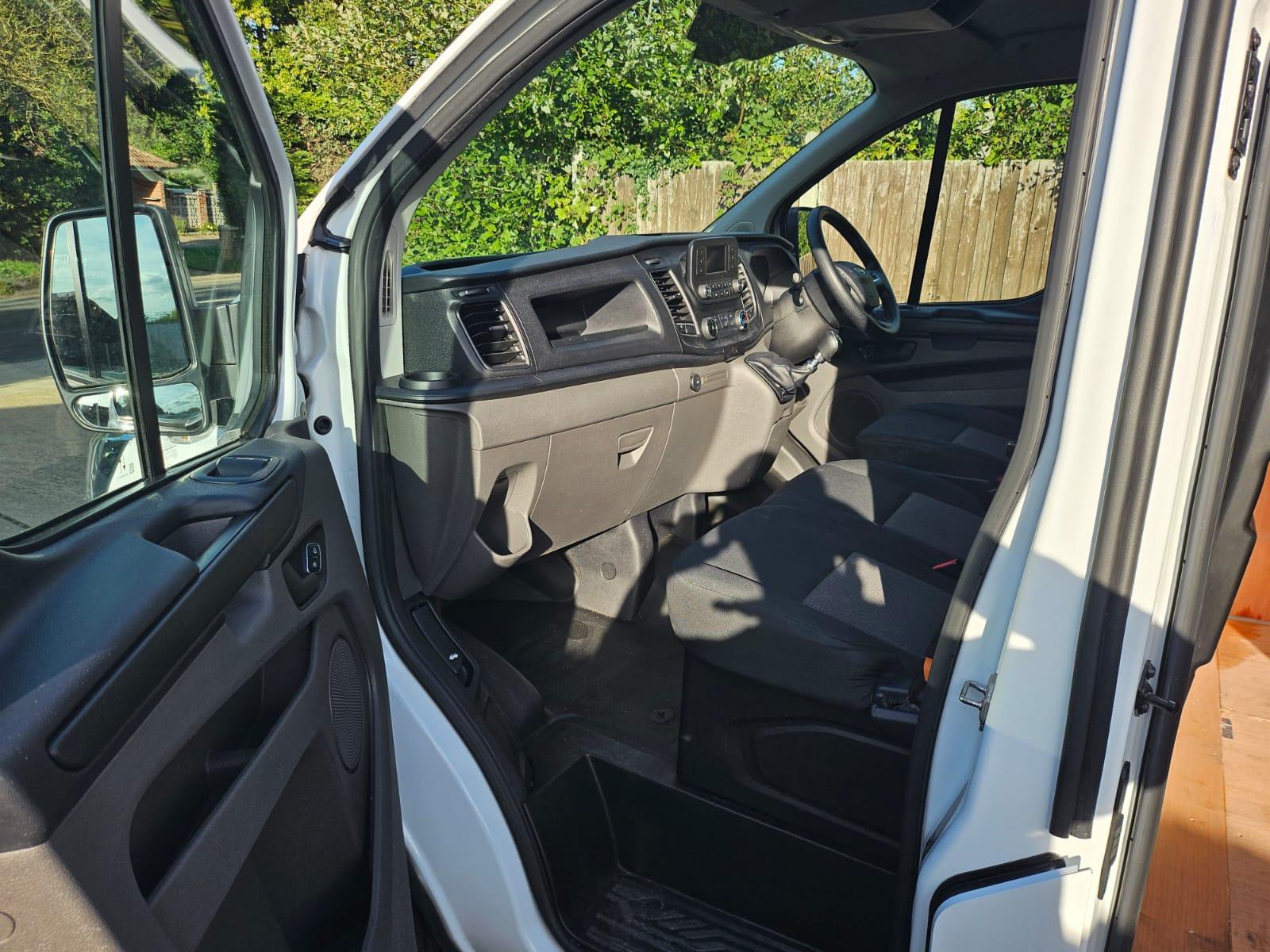Ford Transit Custom 2.0 300 EcoBlue Leader Panel Van 5dr Diesel Manual L1 H1 Euro 6 (s/s) (105 ps)