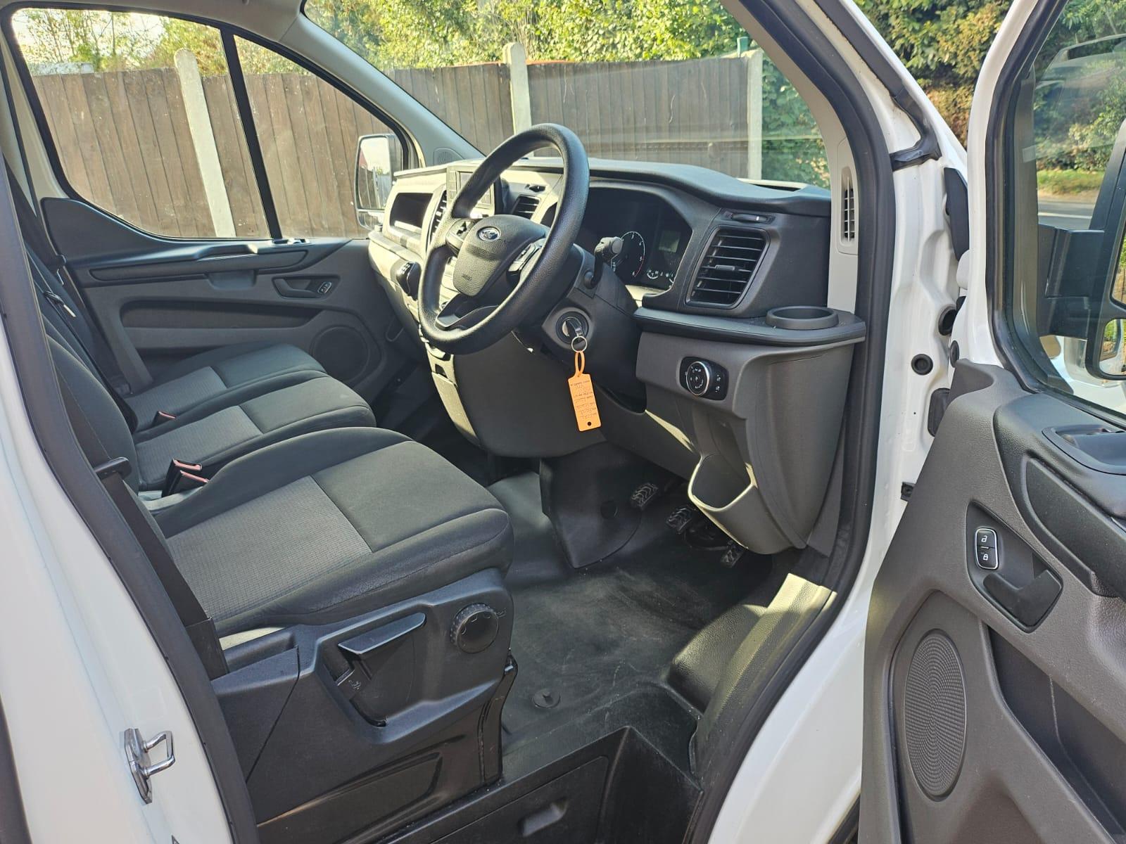 Ford Transit Custom 2.0 300 EcoBlue Leader Panel Van 5dr Diesel Manual L1 H1 Euro 6 (s/s) (105 ps)