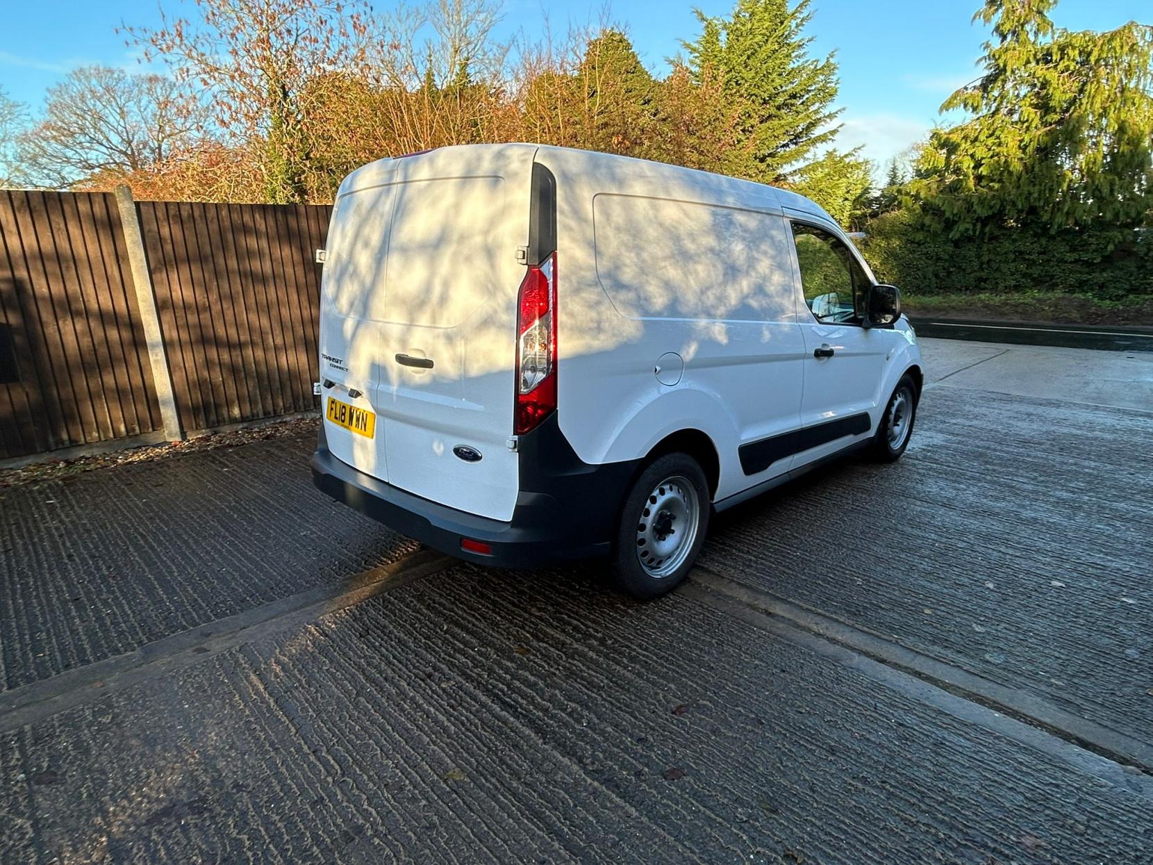 Ford Transit Connect 1.5 TDCi 200 Panel Van 5dr Diesel Manual L1 H1 (120 g/km, 74 bhp)