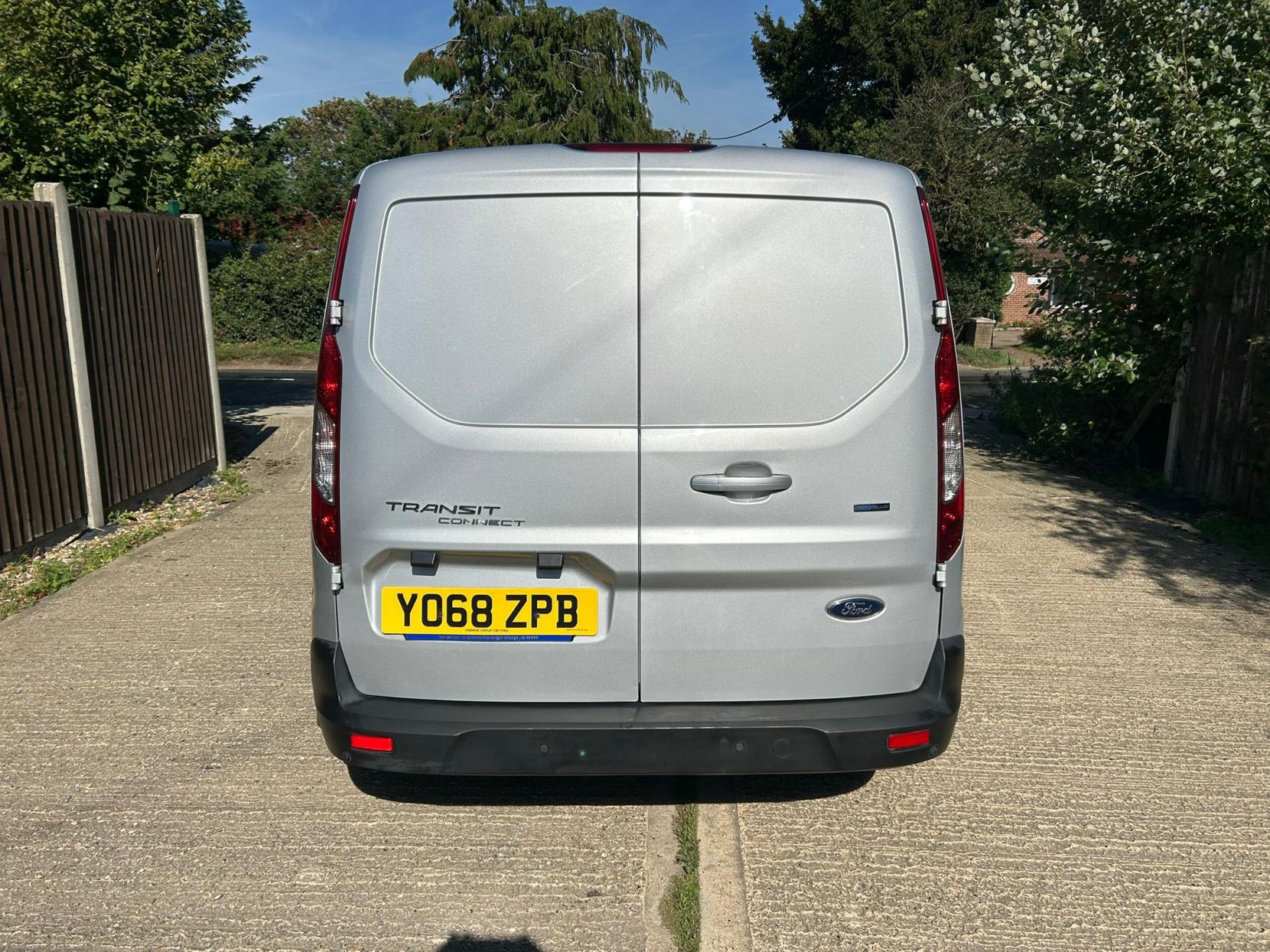 Ford Transit Connect 1.5 200 EcoBlue Limited Panel Van 5dr Diesel Manual L1 Euro 6 (s/s) (120 ps)