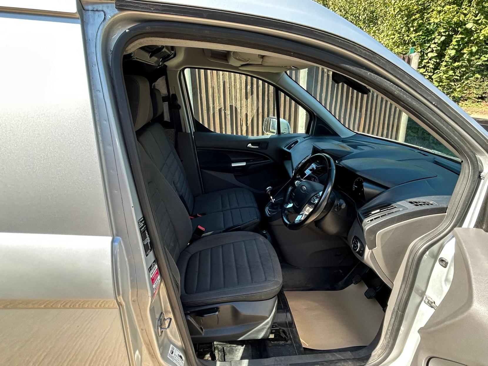 Ford Transit Connect 1.5 200 EcoBlue Limited Panel Van 5dr Diesel Manual L1 Euro 6 (s/s) (120 ps)