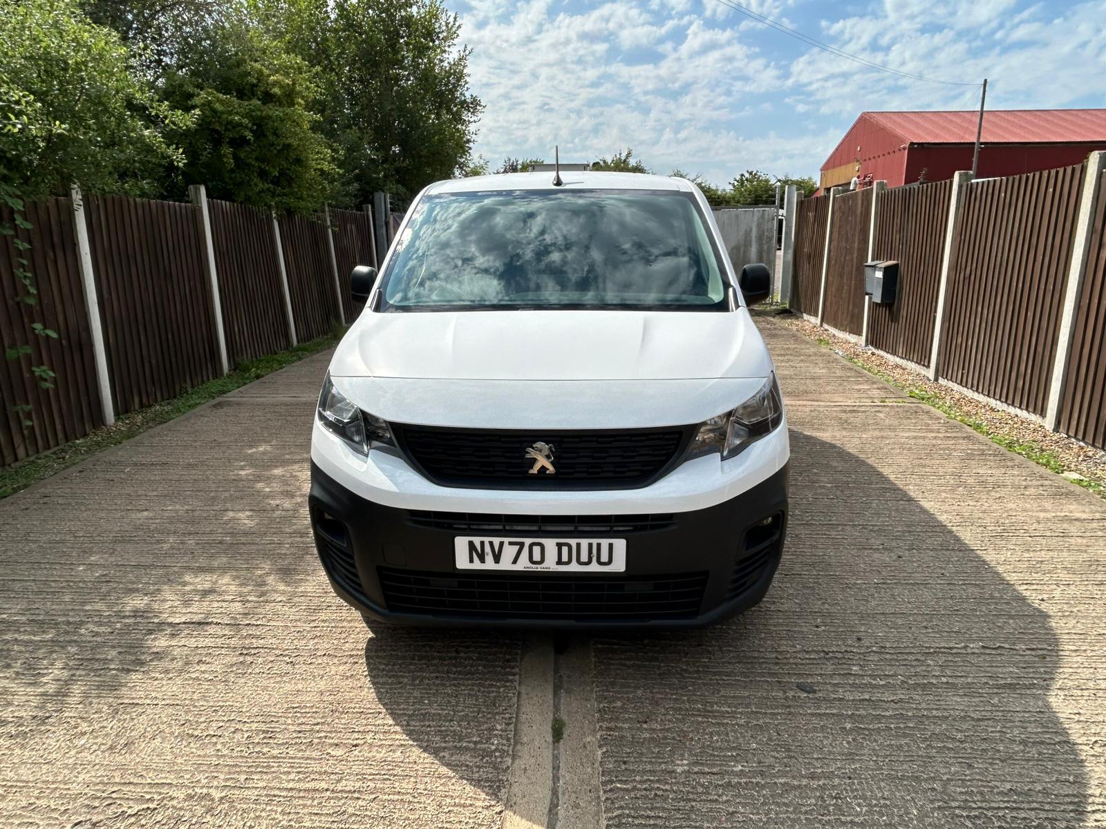 Peugeot Partner 1.5 BlueHDi 1000 Professional Standard Panel Van 5dr Diesel Manual SWB Euro 6 (s/s) (100 bhp)