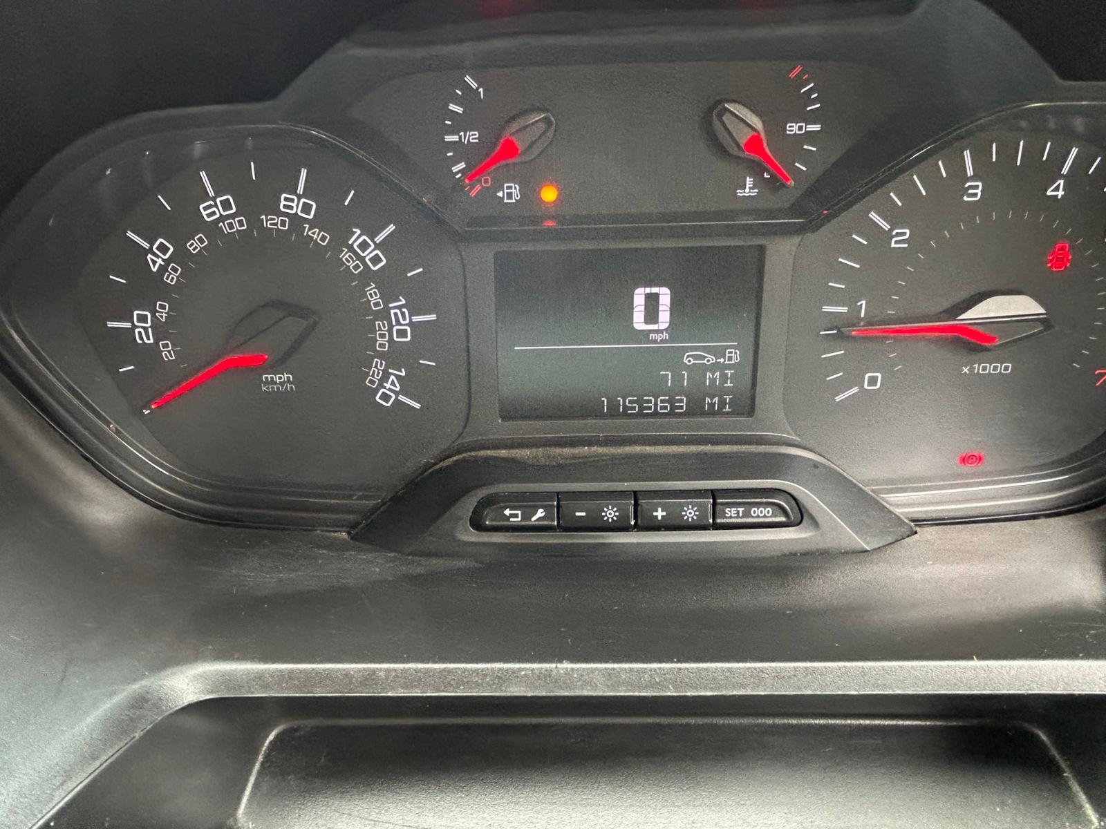 Peugeot Partner 1.6 BlueHDi 1000 Professional Standard Panel Van 5dr Diesel Manual SWB Euro 6 (s/s) (100 bhp)