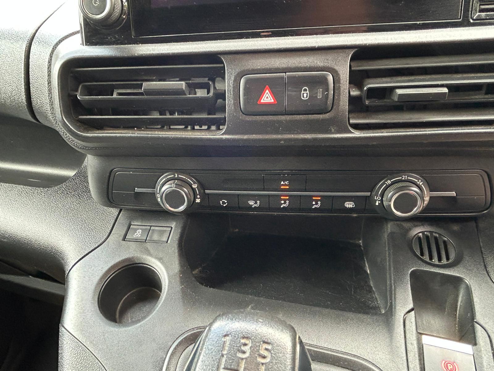 Peugeot Partner 1.6 BlueHDi 1000 Professional Standard Panel Van 5dr Diesel Manual SWB Euro 6 (s/s) (100 bhp)