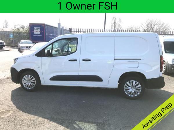 Peugeot Partner 1.5 BlueHDi 950 Professional Long Panel Van 6dr Diesel Manual LWB Euro 6 (100 bhp)