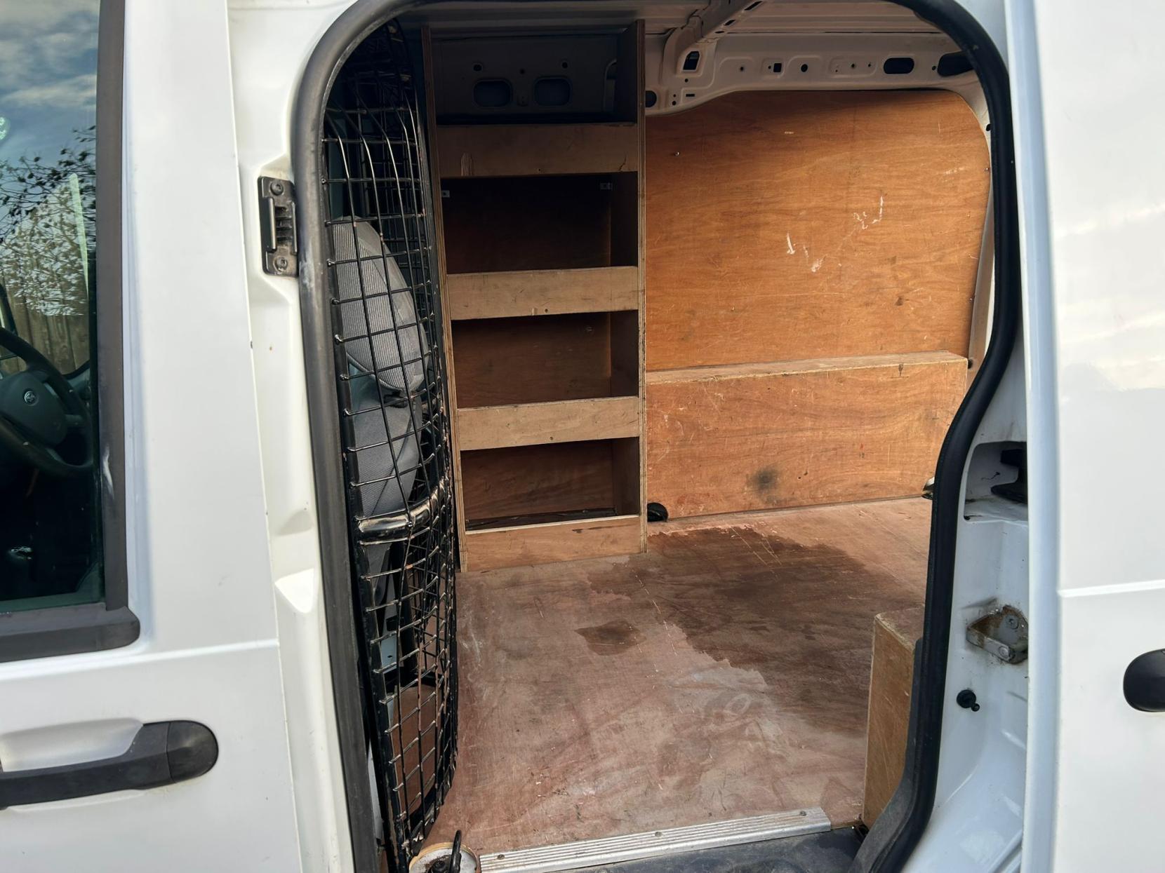 Ford Transit Connect 1.8 TDCi T200 Panel Van 4dr Diesel Manual L1 H1 DPF (159 g/km, 74 bhp)