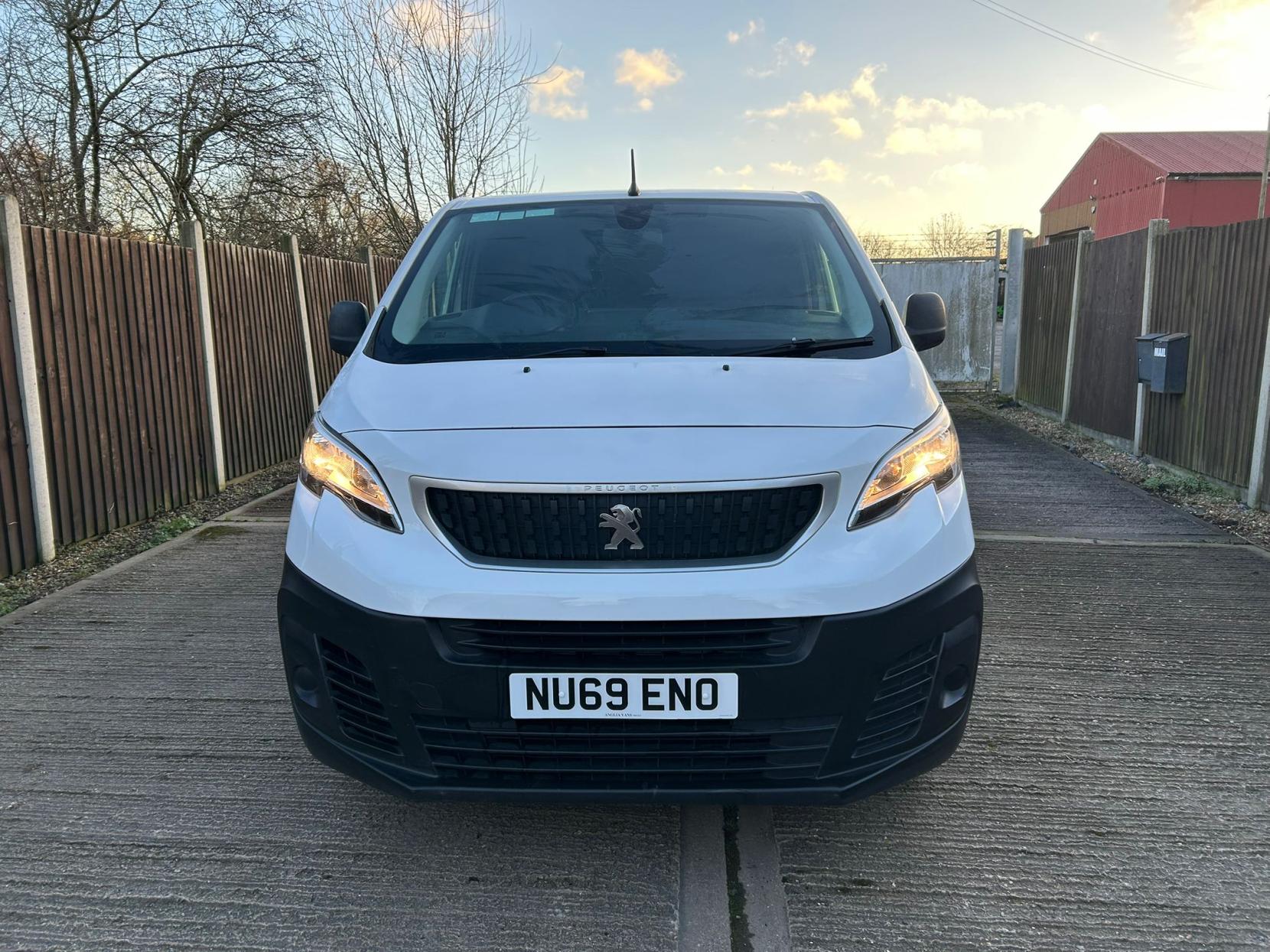 Peugeot Expert 1.5 BlueHDi 1000 Professional Standard Panel Van 6dr Diesel Manual MWB Euro 6 (s/s) (100 bhp)