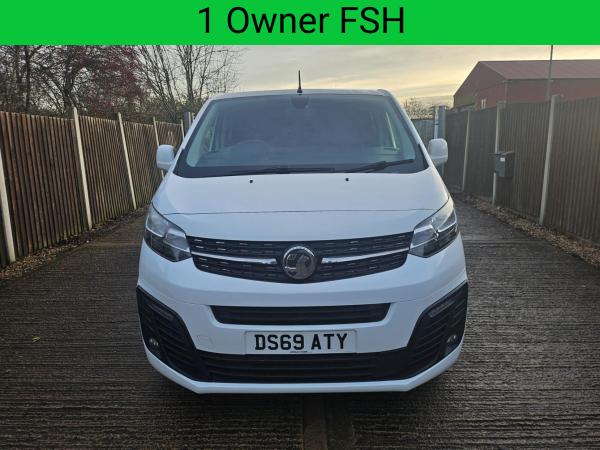 Vauxhall Vivaro 1.5 Turbo D 2900 Sportive Panel Van 5dr Diesel Manual L2 H1 Euro 6 (s/s) (100 ps)