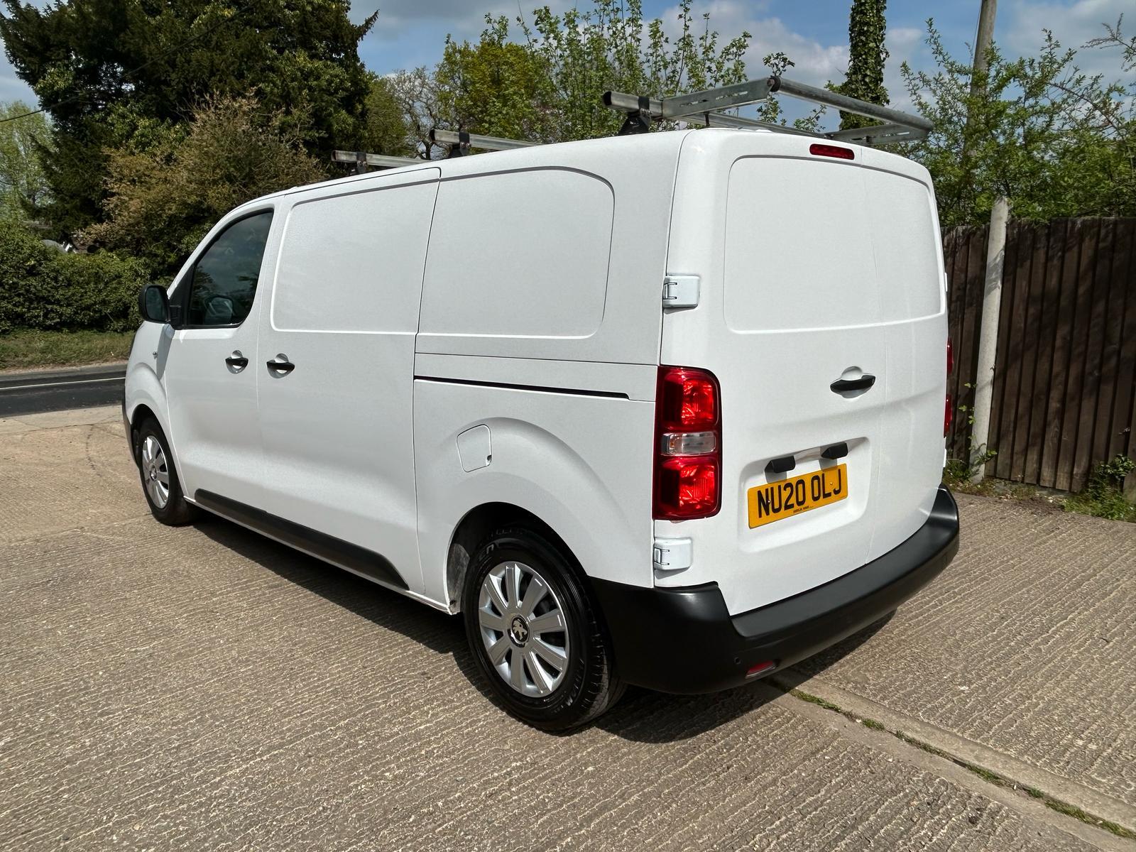 Peugeot Expert 1.5 BlueHDi 1000 Professional Standard Panel Van 6dr Diesel Manual MWB Euro 6 (s/s) (100 bhp)
