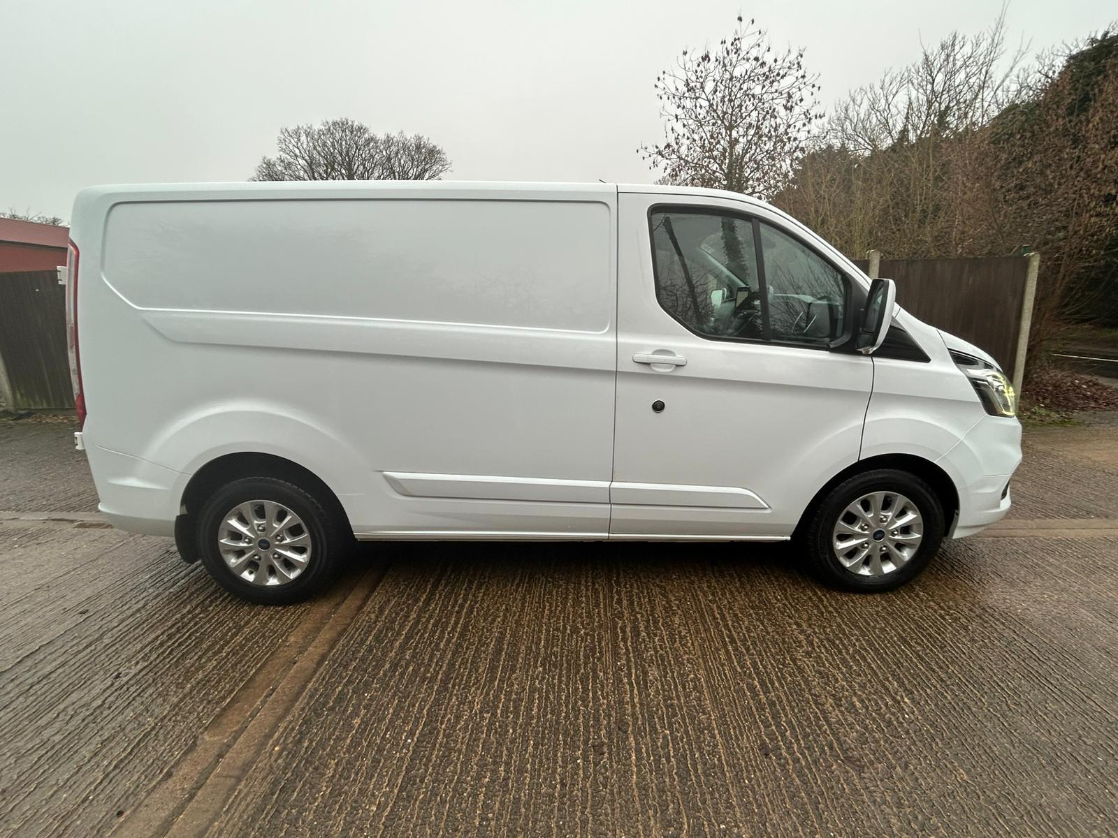 Ford Transit Custom 2.0 300 EcoBlue Limited Panel Van 5dr Diesel Manual L1 H1 Euro 6 (s/s) (130 ps)