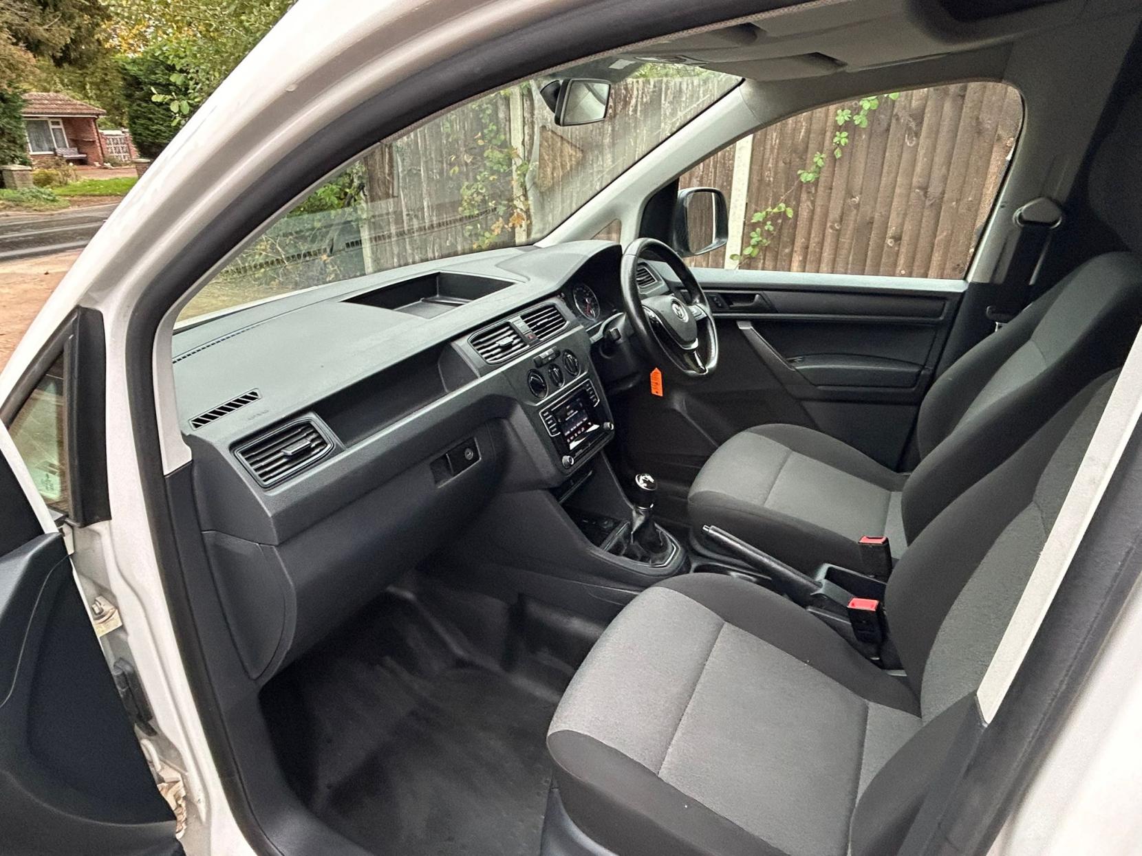 Volkswagen Caddy 2.0 TDI C20 BlueMotion Tech Startline Panel Van 5dr Diesel Manual SWB Euro 6 (s/s) (102 ps)