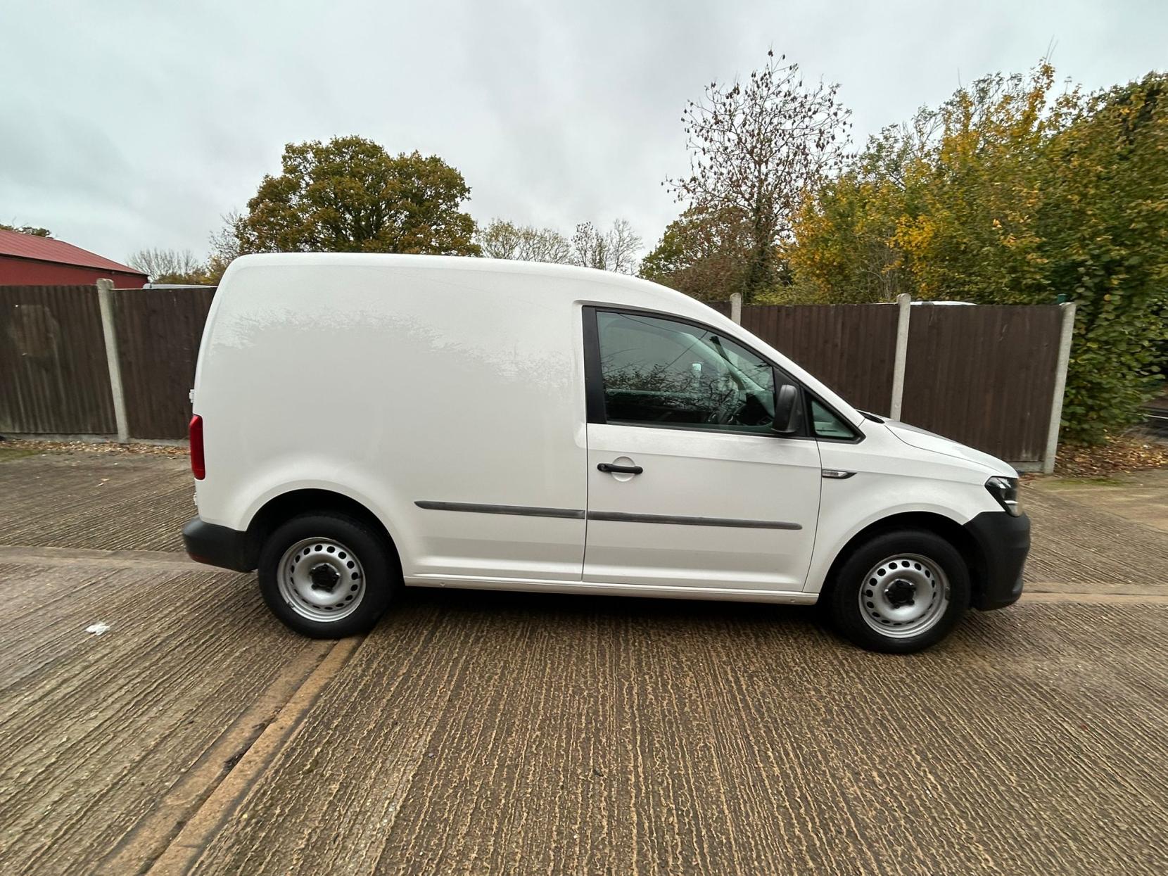 Volkswagen Caddy 2.0 TDI C20 BlueMotion Tech Startline Panel Van 5dr Diesel Manual SWB Euro 6 (s/s) (102 ps)