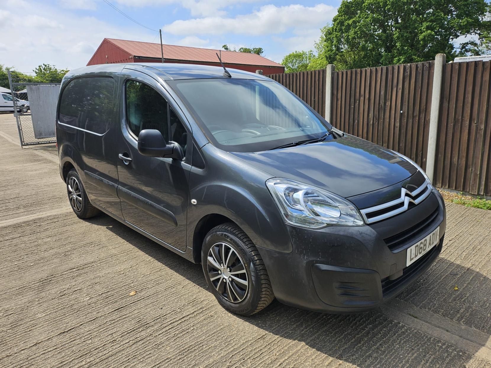 Citroen Berlingo 1.6 BlueHDi 625 Enterprise Panel Van 5dr Diesel Manual L1 (112 g/km, 75 bhp)