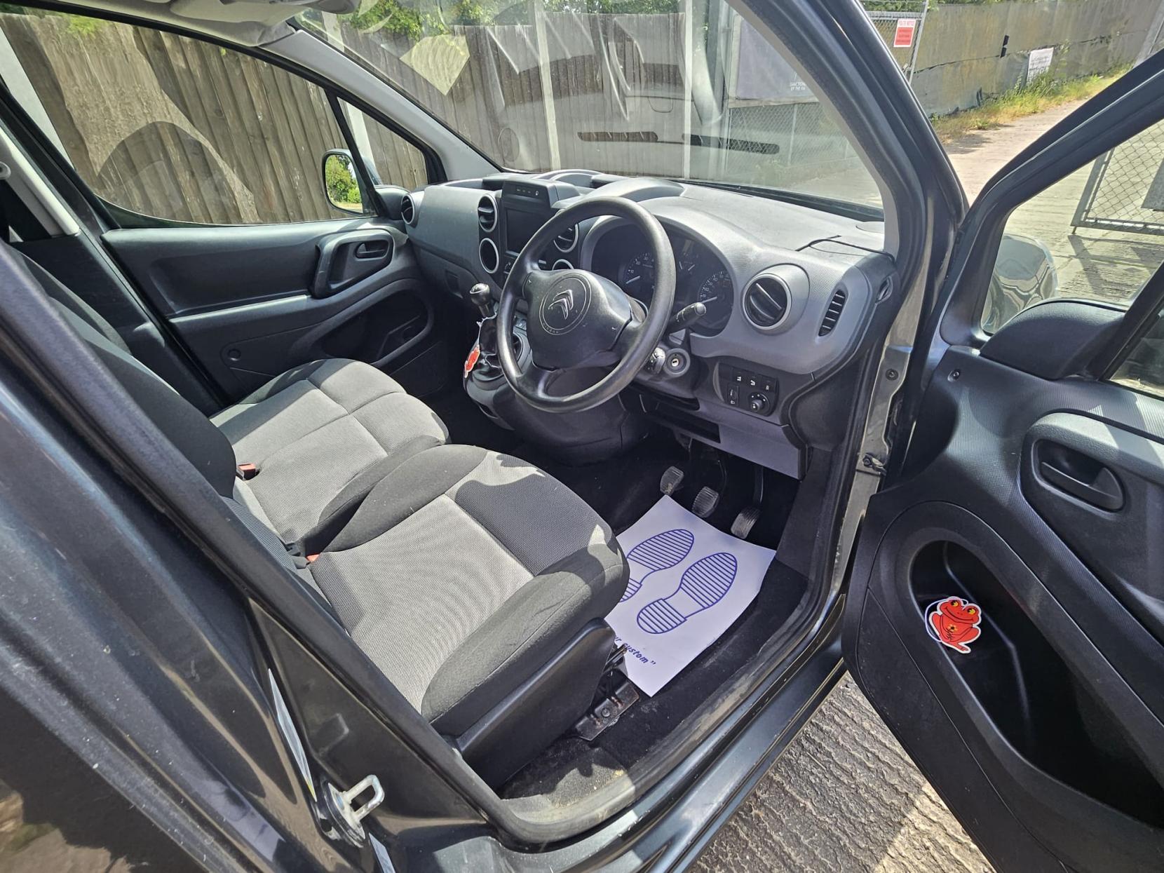Citroen Berlingo 1.6 BlueHDi 625 Enterprise Panel Van 5dr Diesel Manual L1 (112 g/km, 75 bhp)