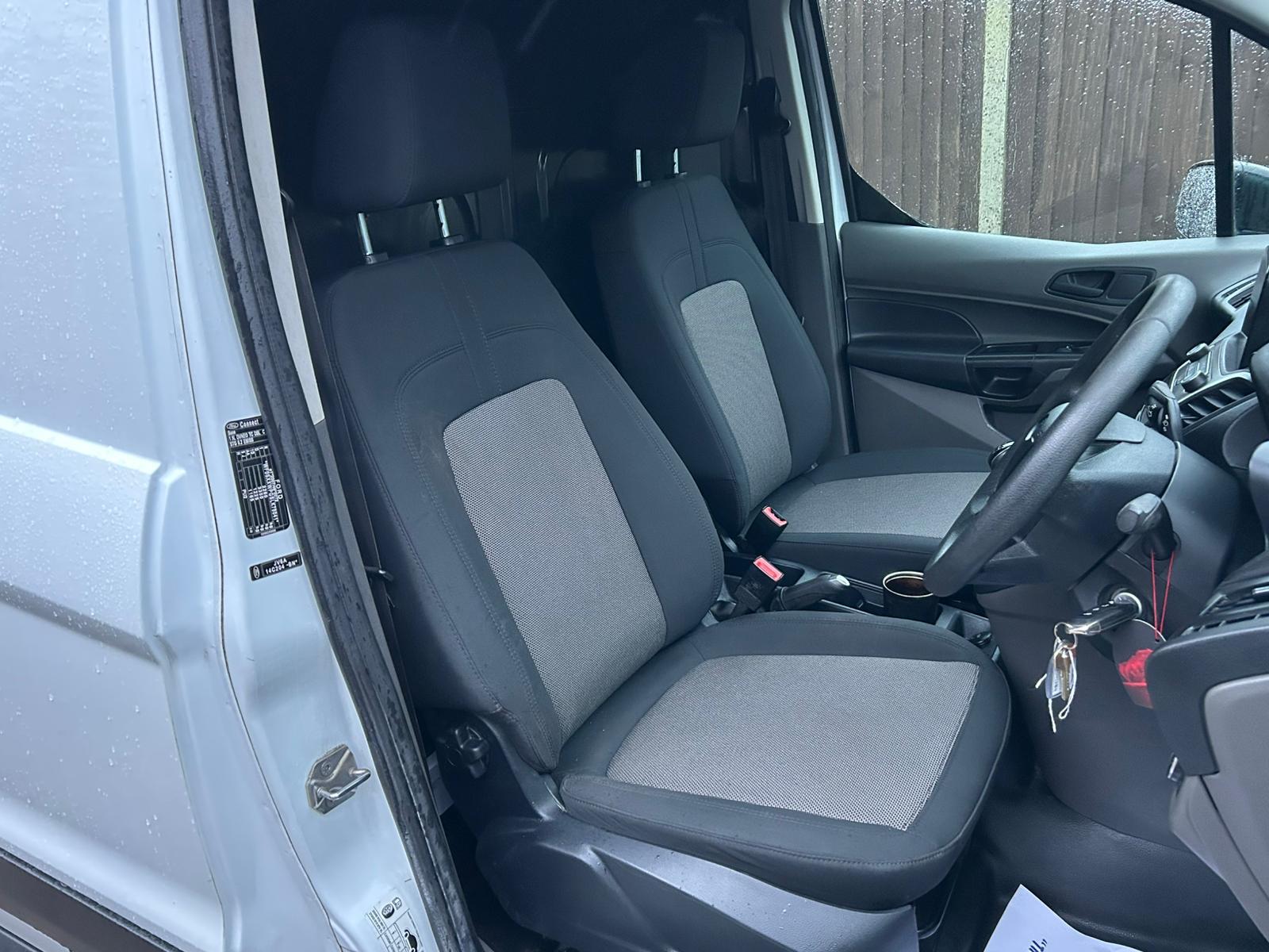 Ford Transit Connect 1.5 210 EcoBlue Leader Panel Van 5dr Diesel Manual L2 Euro 6 (s/s) (75 ps)