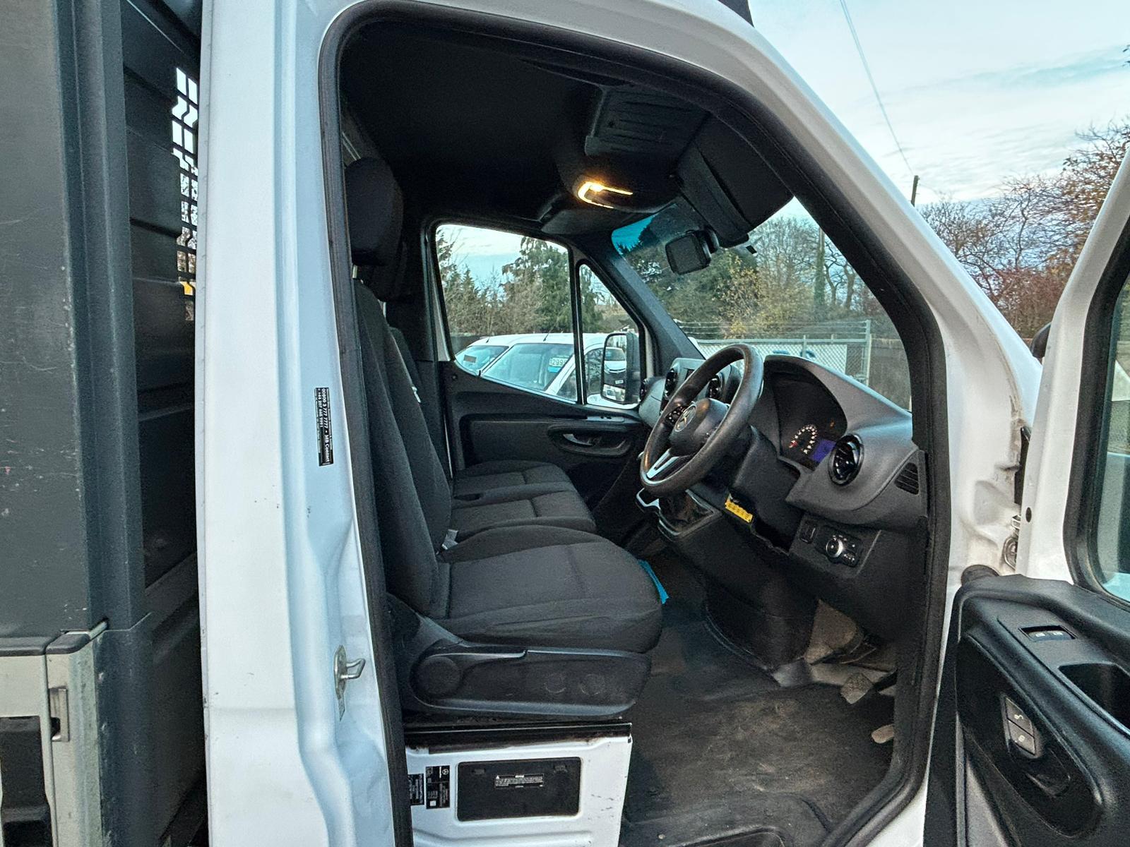 Mercedes-Benz Sprinter 2.1 316 CDI Chassis Cab 2dr Diesel Manual RWD L3 Euro 6 (163 ps)