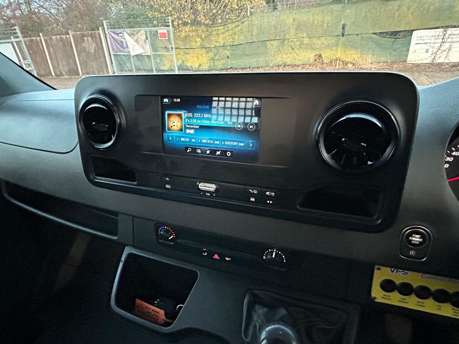 Mercedes-Benz Sprinter 2.1 316 CDI Chassis Cab 2dr Diesel Manual RWD L3 Euro 6 (163 ps)