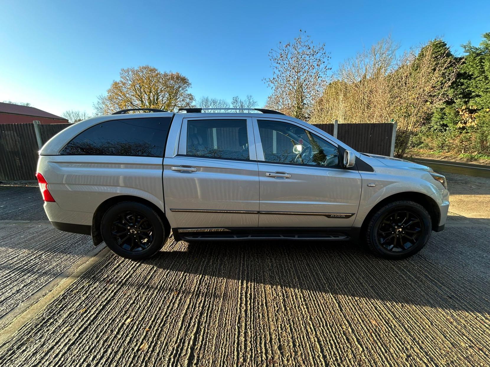 SsangYong Musso 2.2D EX Pickup Double Cab 4dr Diesel Auto 4WD Euro 6 (178 ps)