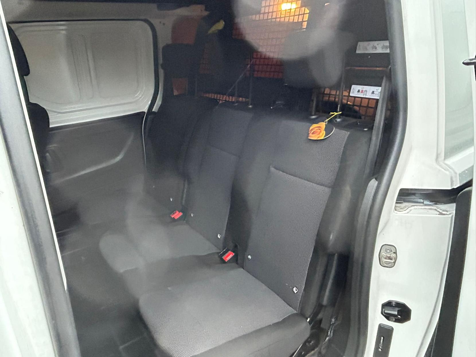 Citroen Berlingo 1.5 BlueHDi 850 Enterprise XL Pro Crew Van Double Cab 6dr Diesel Manual LWB Euro 6 (s/s) (100 ps)