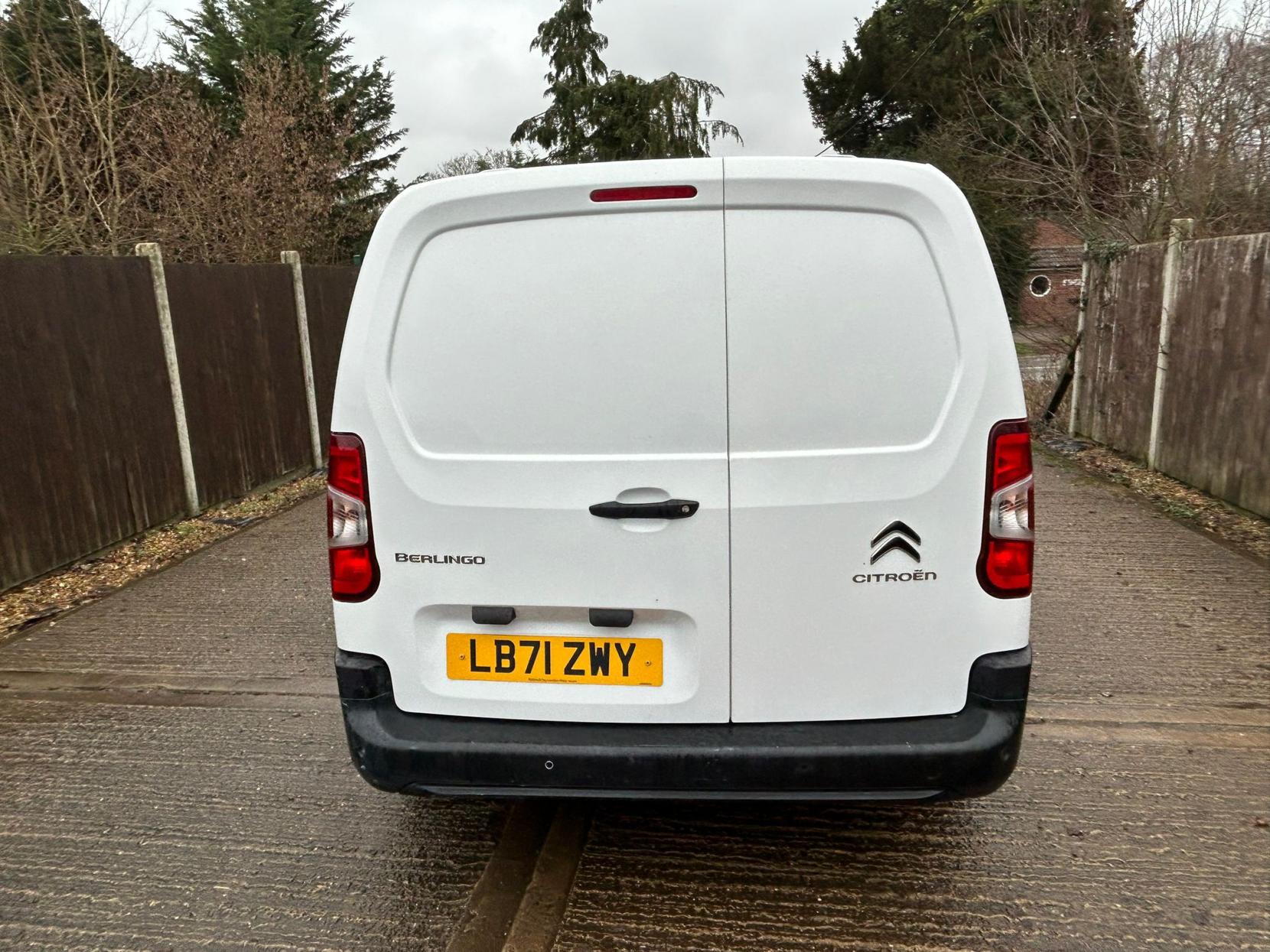 Citroen Berlingo 1.5 BlueHDi 850 Enterprise XL Pro Crew Van Double Cab 6dr Diesel Manual LWB Euro 6 (s/s) (100 ps)