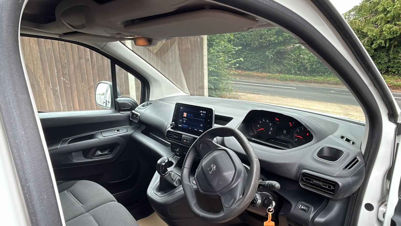 Peugeot Partner 1.5 BlueHDi 1000 Professional Standard Panel Van 5dr Diesel Manual SWB Euro 6 (s/s) (100 bhp)
