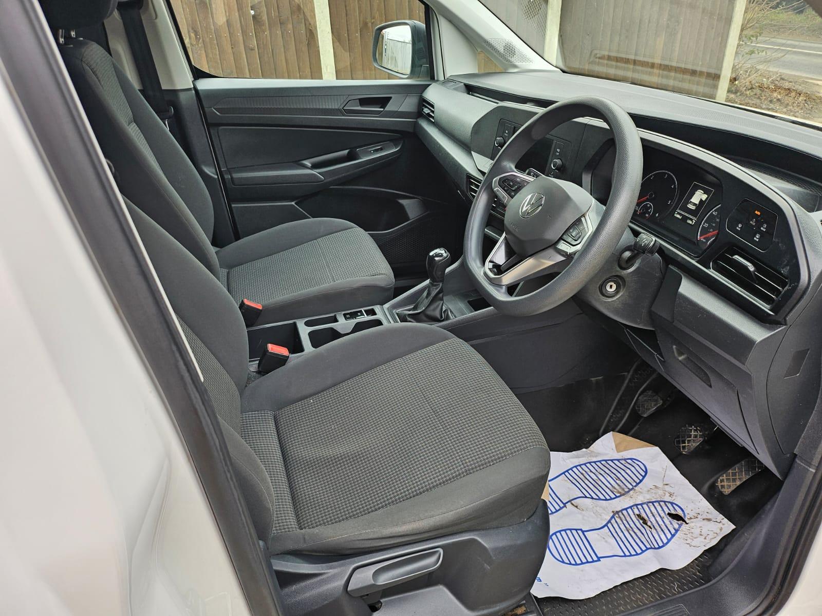 Volkswagen Caddy 2.0 TDI C20 Commerce Panel Van 5dr Diesel Manual SWB Euro 6 (s/s) (102 ps)