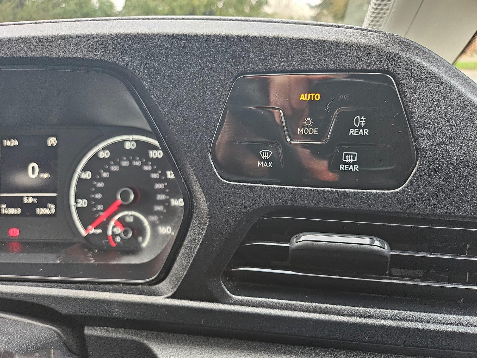 Volkswagen Caddy 2.0 TDI C20 Commerce Panel Van 5dr Diesel Manual SWB Euro 6 (s/s) (102 ps)