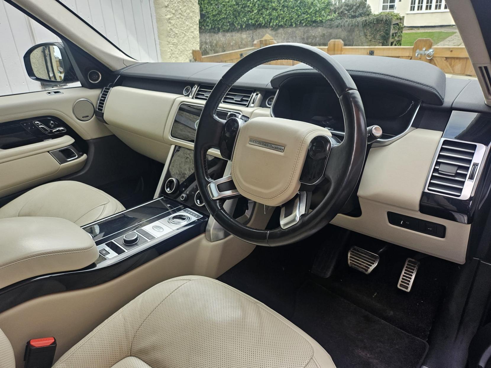 Land Rover Range Rover 3.0 D300 MHEV Westminster Black SUV 5dr Diesel Auto 4WD Euro 6 (s/s) (300 ps)