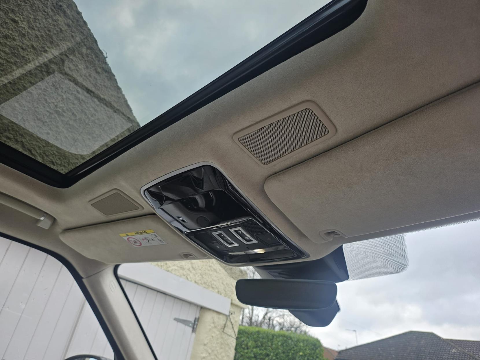 Land Rover Range Rover 3.0 D300 MHEV Westminster Black SUV 5dr Diesel Auto 4WD Euro 6 (s/s) (300 ps)