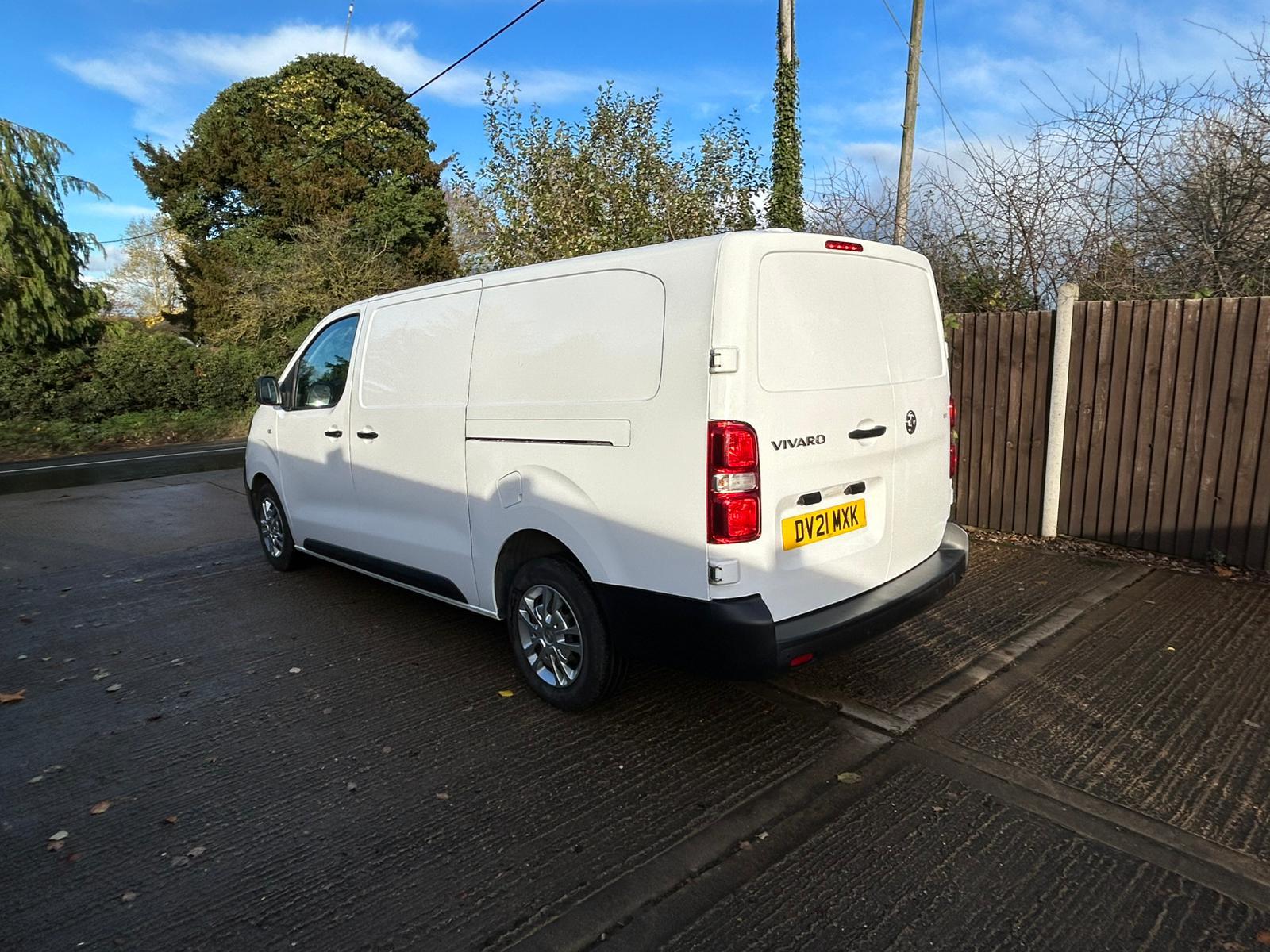 Vauxhall Vivaro 1.5 Turbo D 2900 Dynamic Panel Van 6dr Diesel Manual L2 H1 Euro 6 (s/s) (100 ps)