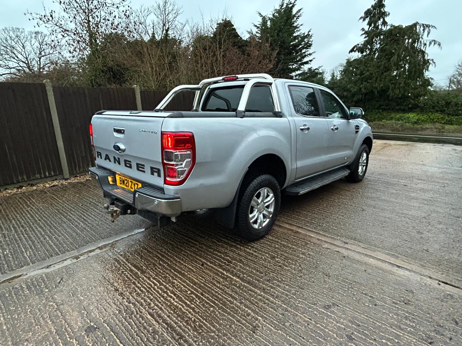 Ford Ranger 2.0 EcoBlue Limited Pickup Double Cab 4dr Diesel Manual 4WD Euro 6 (s/s) (170 ps)