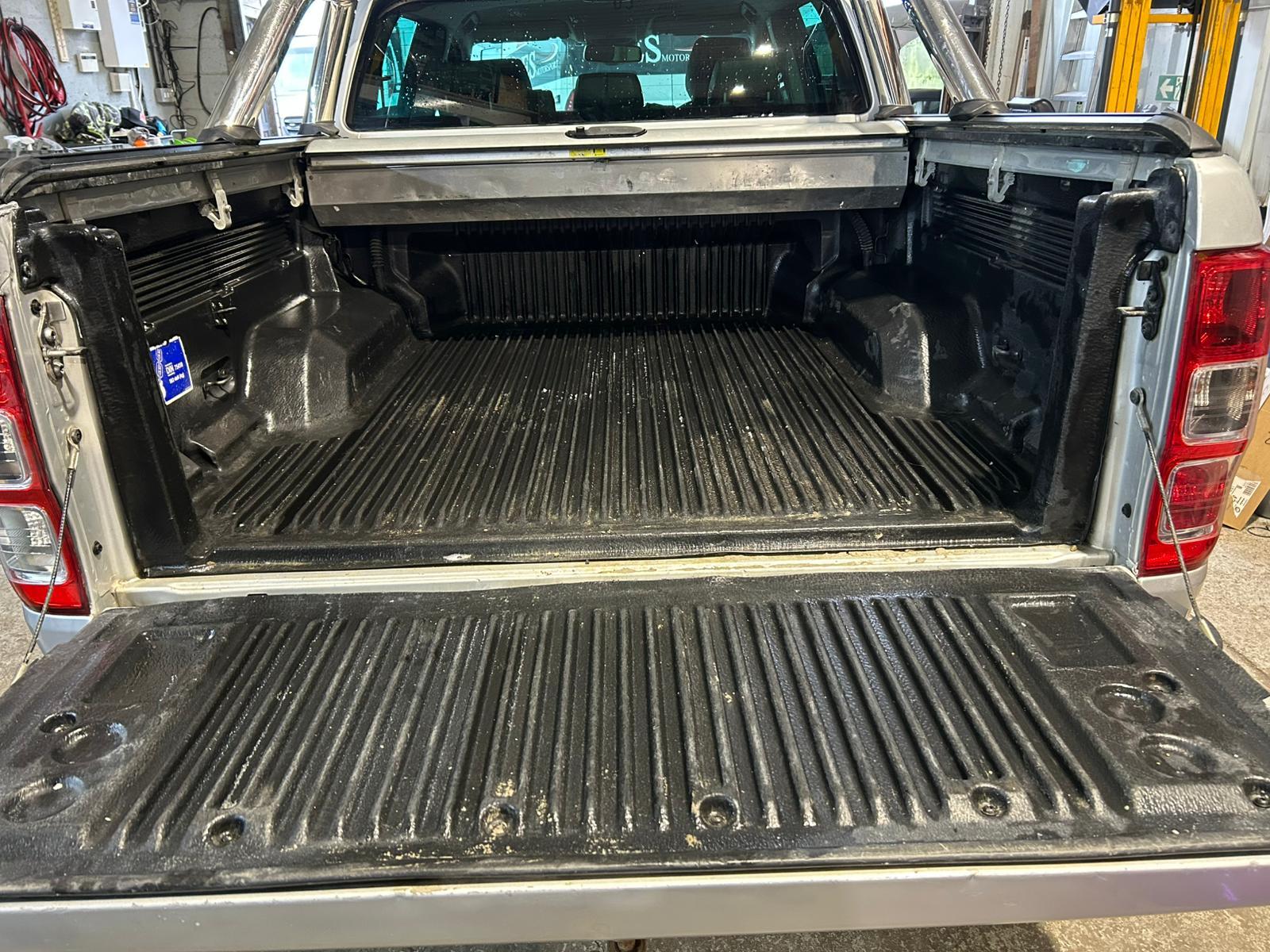 Ford Ranger 2.0 EcoBlue Limited Pickup Double Cab 4dr Diesel Manual 4WD Euro 6 (s/s) (170 ps)