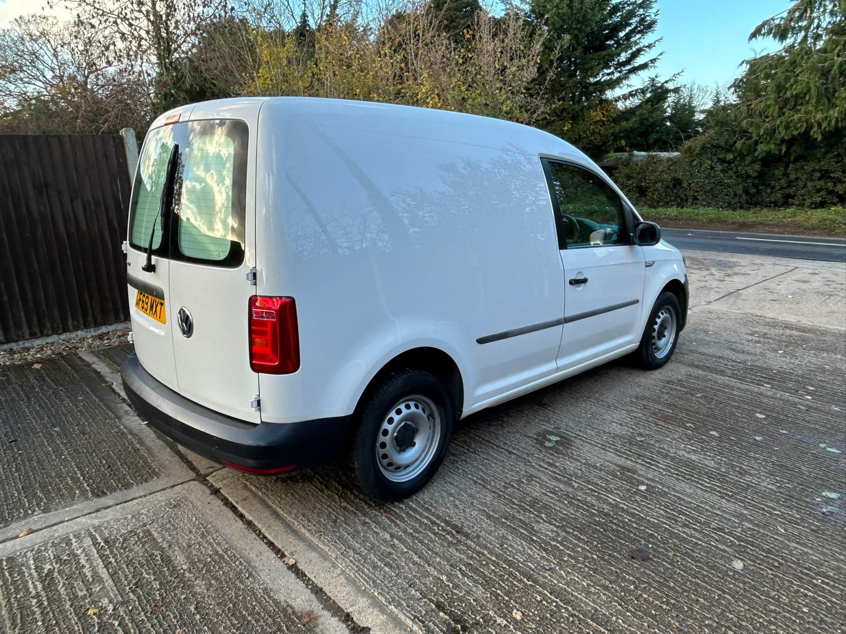 Volkswagen Caddy 2.0 TDI C20 Startline Panel Van 5dr Diesel Manual SWB Euro 6 (s/s) (102 ps)