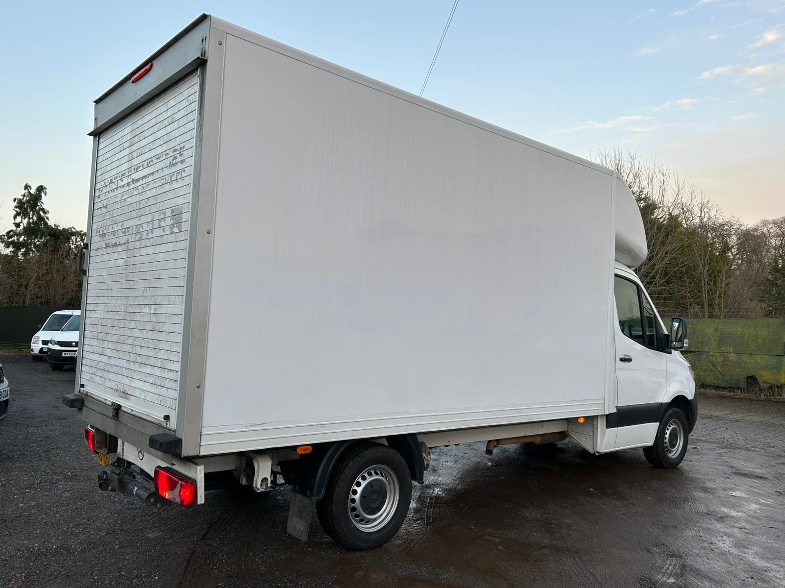 Mercedes-Benz Sprinter 2.1 316 CDI Progressive Chassis Cab 2dr Diesel Manual RWD L3 Euro 6 (s/s) (163 ps)