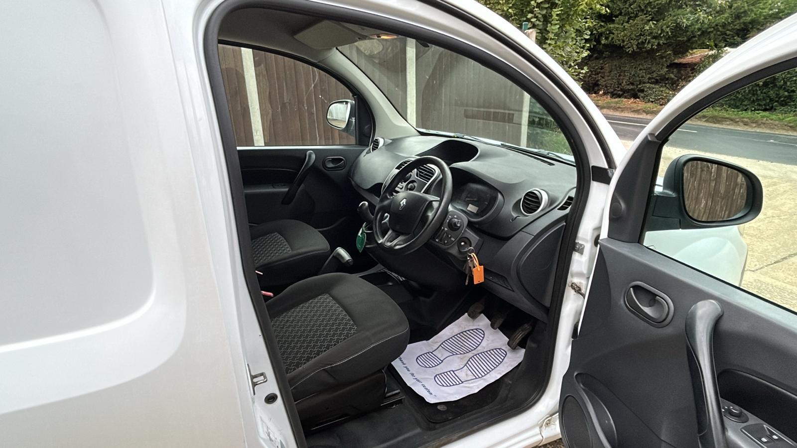 Renault Kangoo 1.5 ML19 dCi Panel Van 4dr Diesel Manual FWD L2 H1 (119 g/km, 90 bhp)