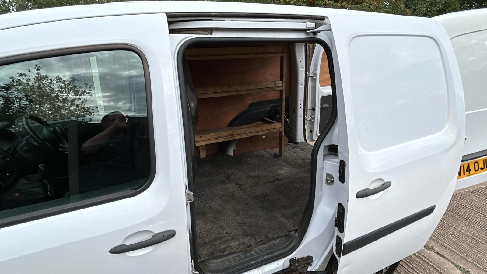 Renault Kangoo 1.5 ML19 dCi Panel Van 4dr Diesel Manual FWD L2 H1 (119 g/km, 90 bhp)
