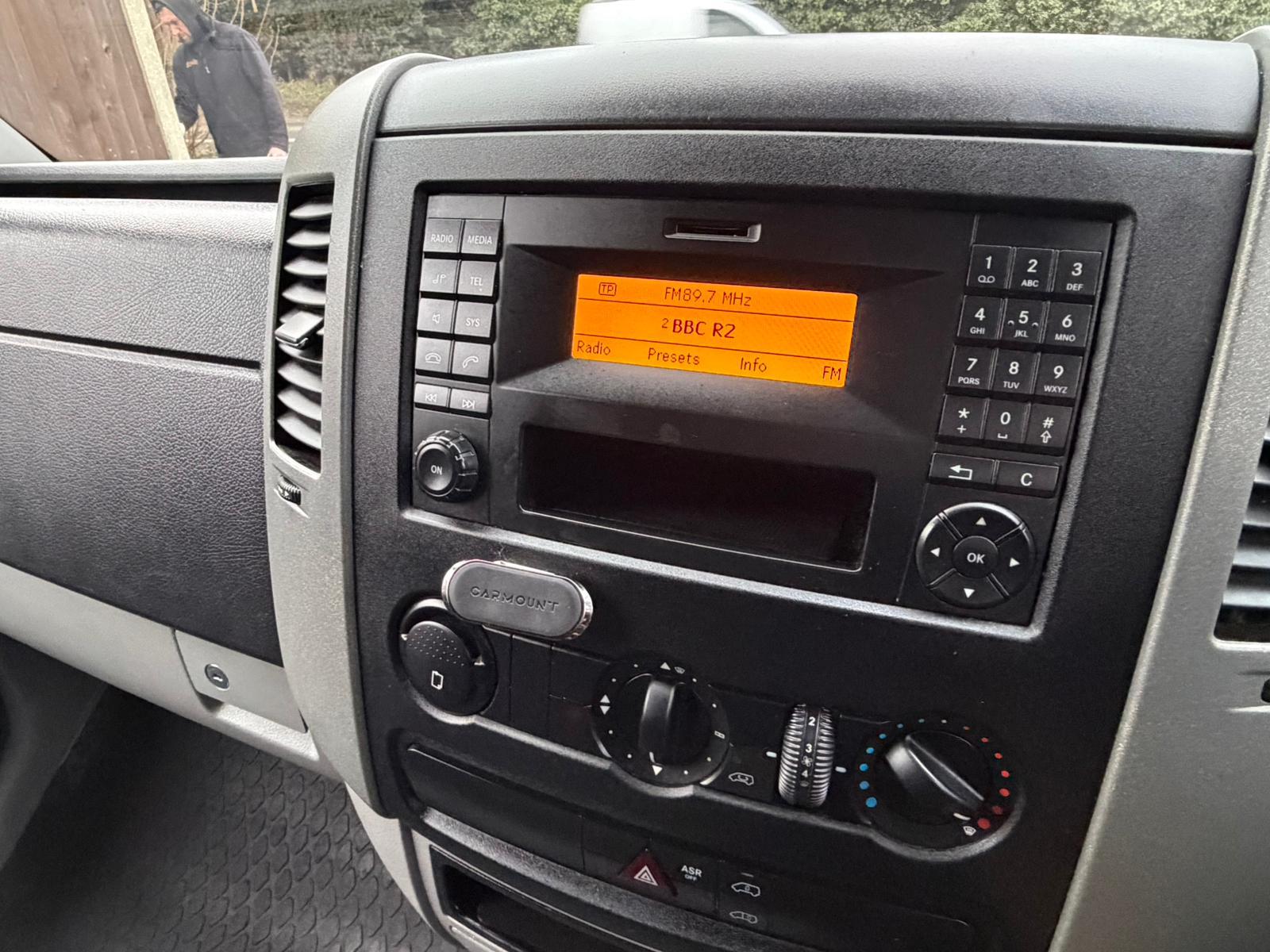 Mercedes-Benz Sprinter 2.1 314 CDi Panel Van 5dr Diesel Manual RWD L3 H3 (218 g/km, 140 bhp)