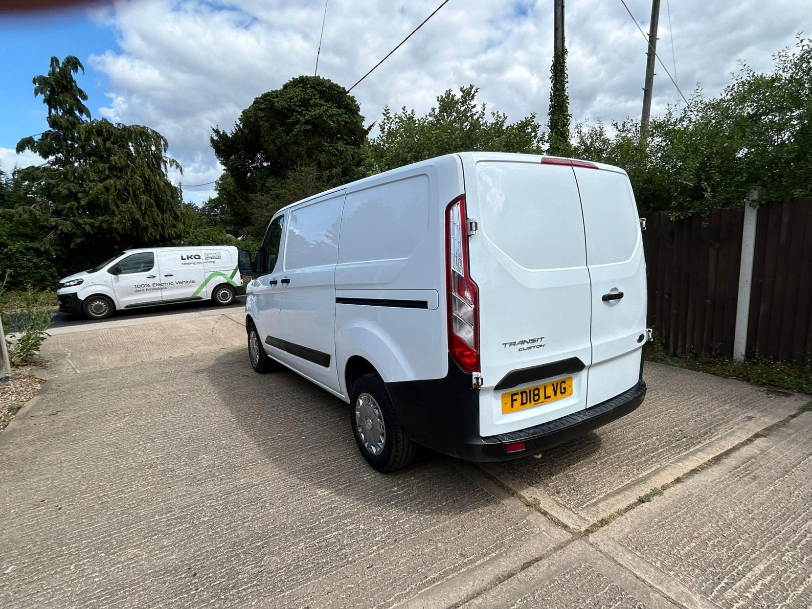 Ford Transit Custom 2.0 300 EcoBlue Panel Van 5dr Diesel Manual L1 H1 Euro 6 (105 ps)
