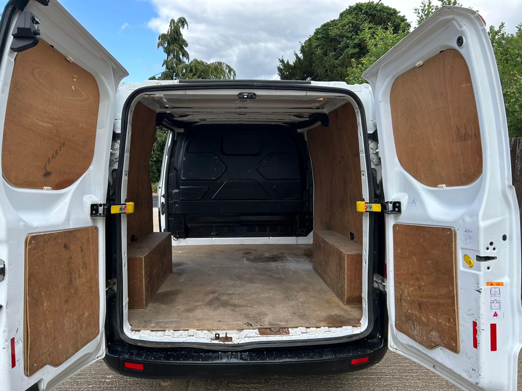 Ford Transit Custom 2.0 300 EcoBlue Panel Van 5dr Diesel Manual L1 H1 Euro 6 (105 ps)