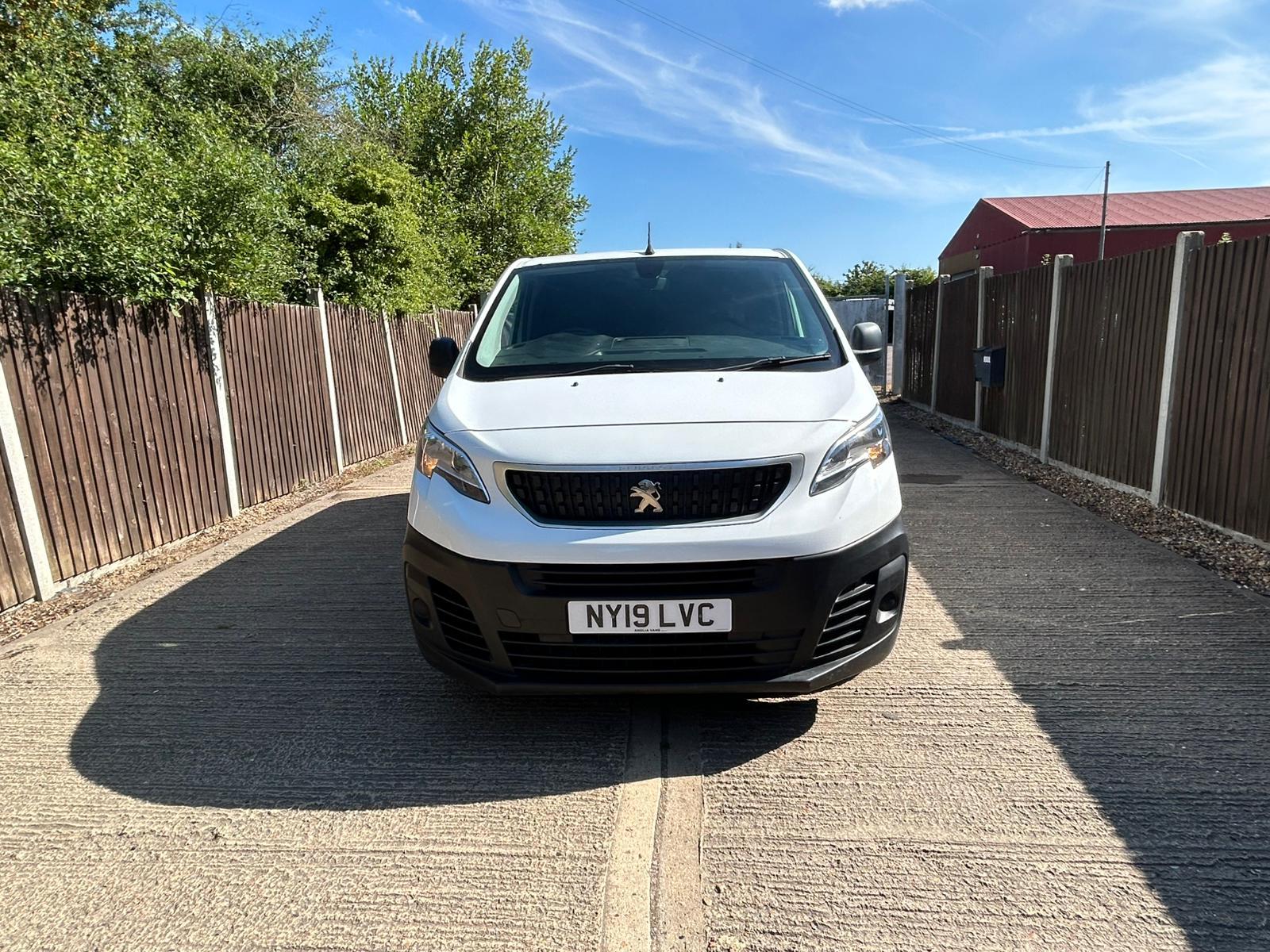 Peugeot Expert 1.6 BlueHDi 1000 Professional Standard Panel Van 6dr Diesel Manual MWB Euro 6 (95 ps)