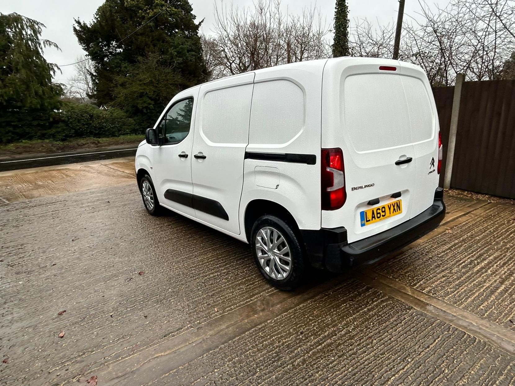 Citroen Berlingo 1.5 BlueHDi 1000 Enterprise M Panel Van 5dr Diesel Manual SWB Euro 6 (s/s) (100 ps)